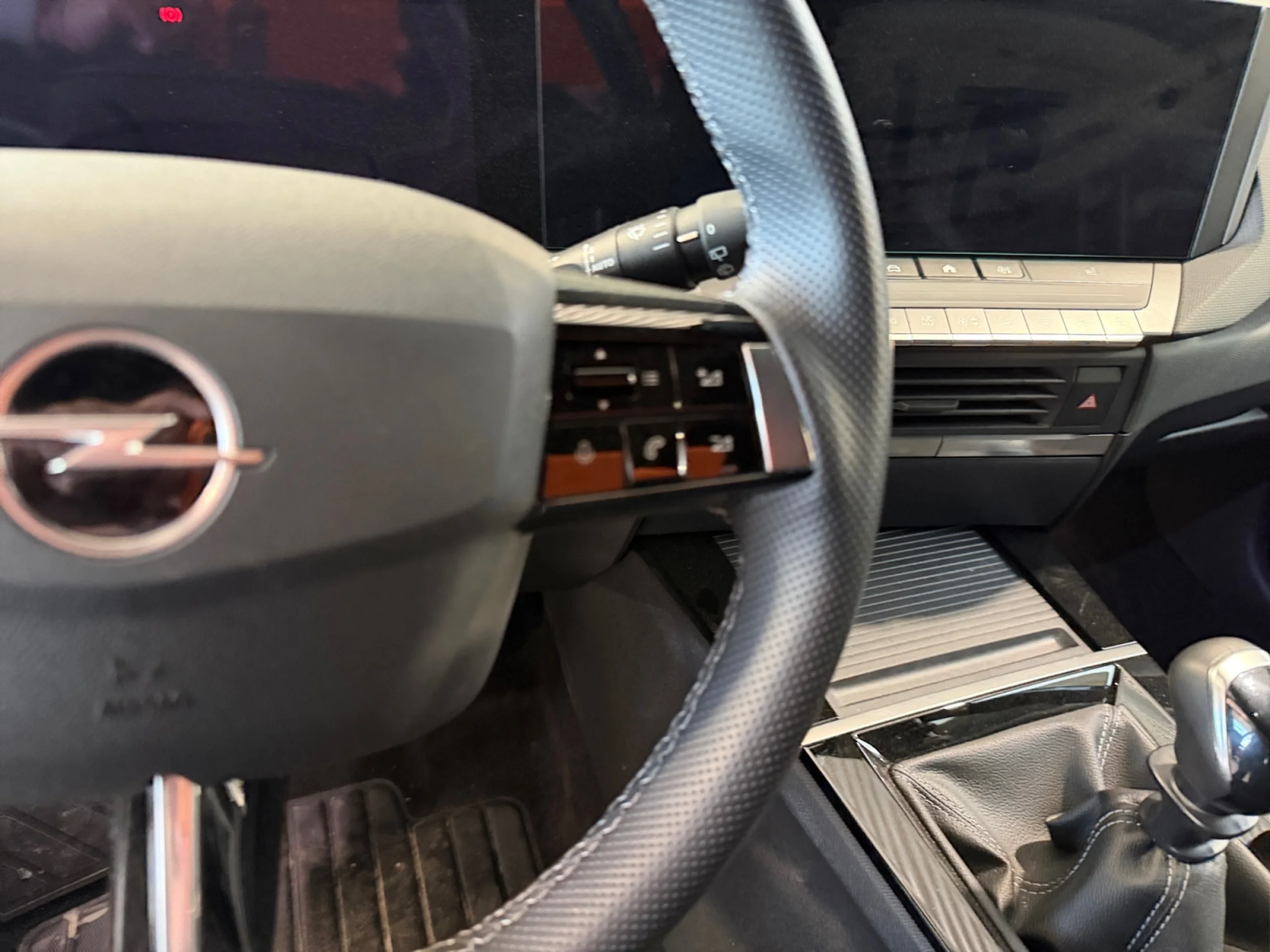 OPEL ASTRA 1.2T XHT 96KW (130CV) GS - Foto 10