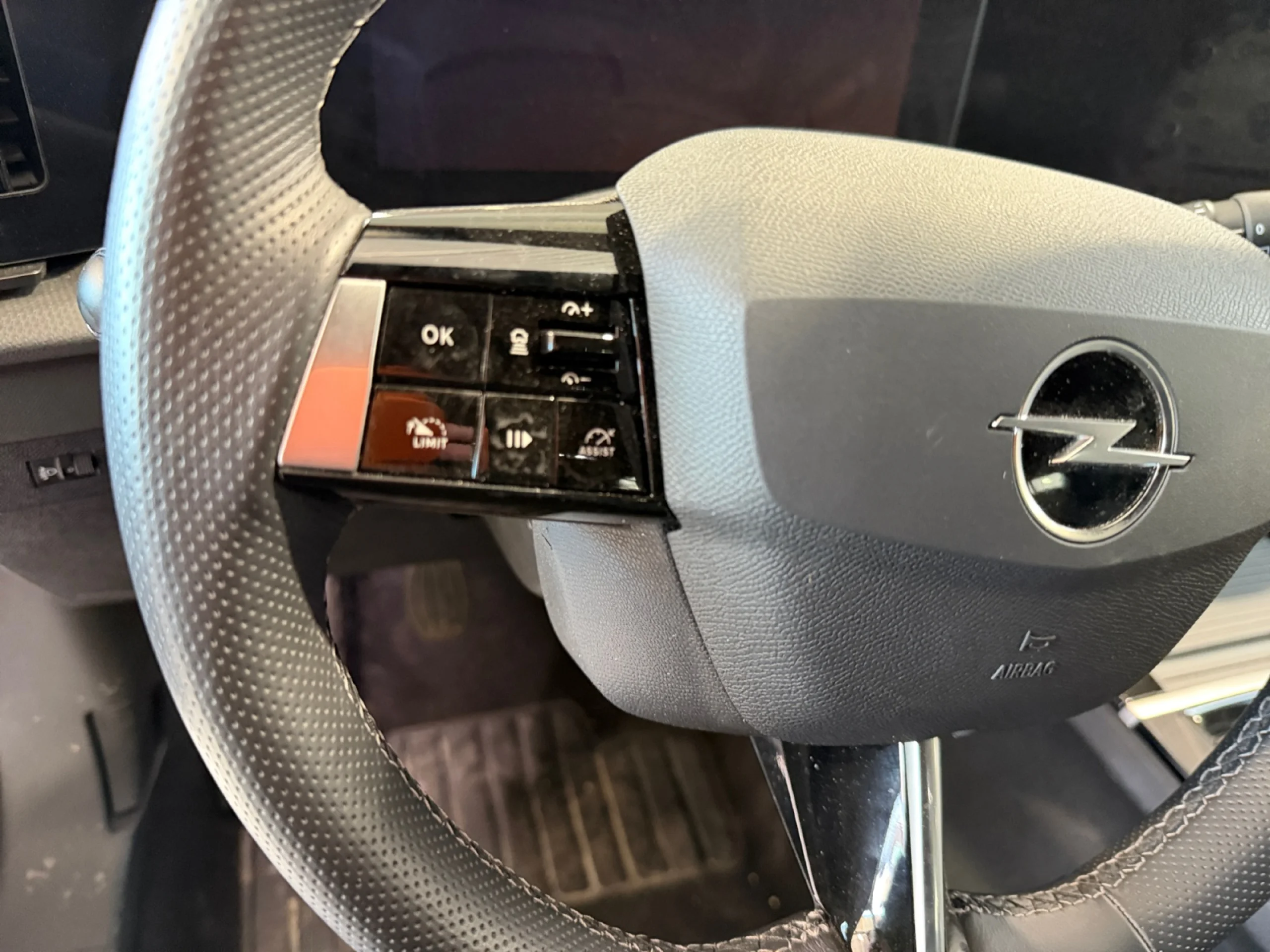 OPEL ASTRA 1.2T XHT 96KW (130CV) GS - Foto 11