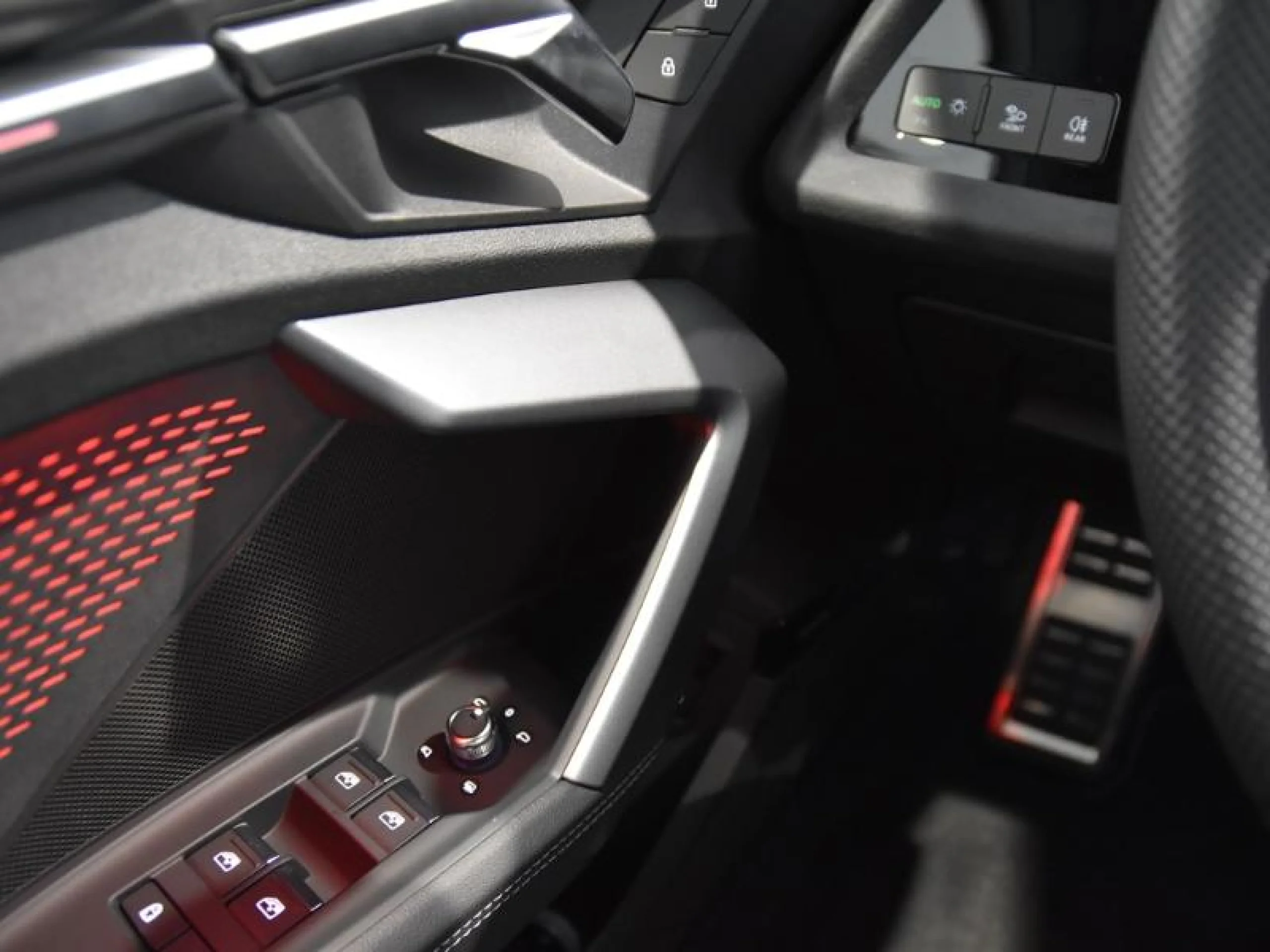 AUDI A3 SEDAN BLACK LINE 35 TFSI 110KW S TRONIC - Foto 19