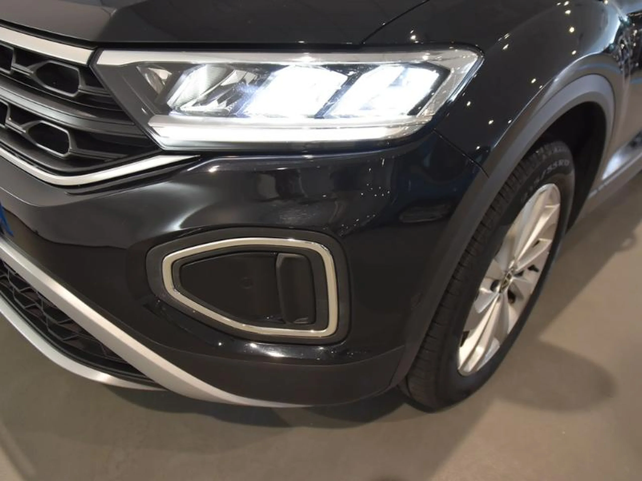 VOLKSWAGEN T ROC LIFE 2.0 TDI 110KW (150CV) DSG - Foto 17