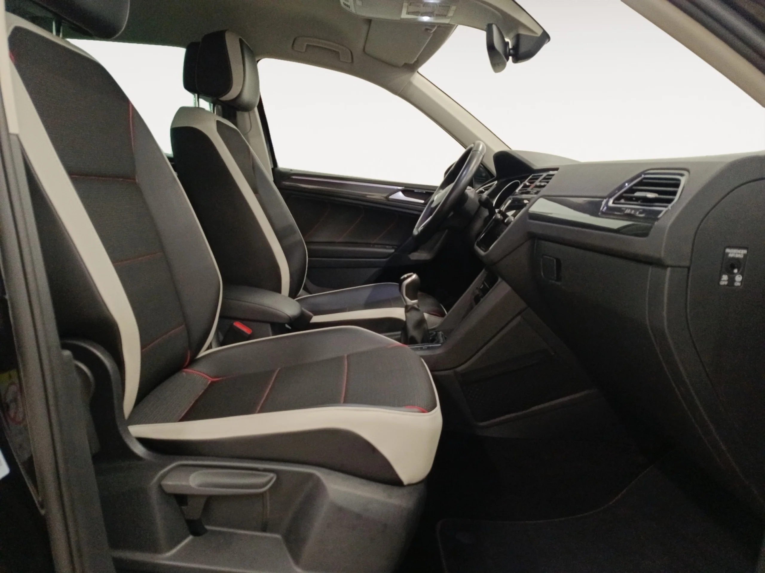 VOLKSWAGEN TIGUAN LIFE 1.5 TSI 96KW (130CV) - Foto 5