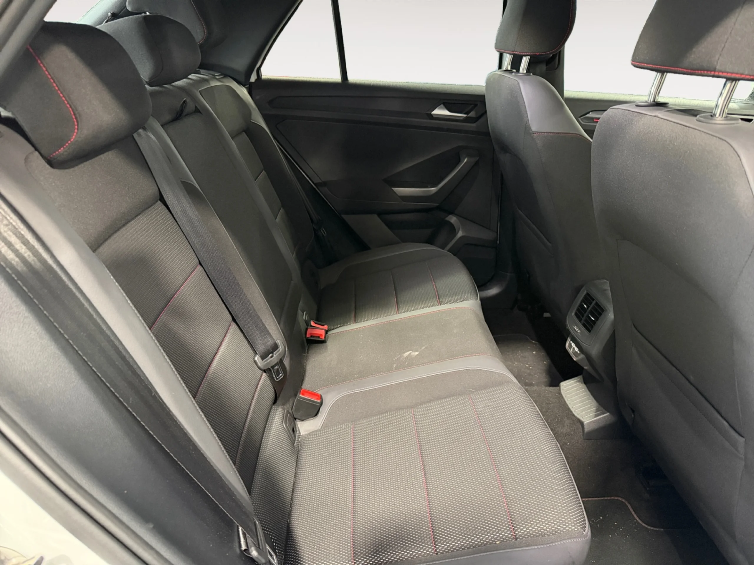 VOLKSWAGEN T ROC SPORT 1.5 TSI 110KW (150CV) - Foto 6