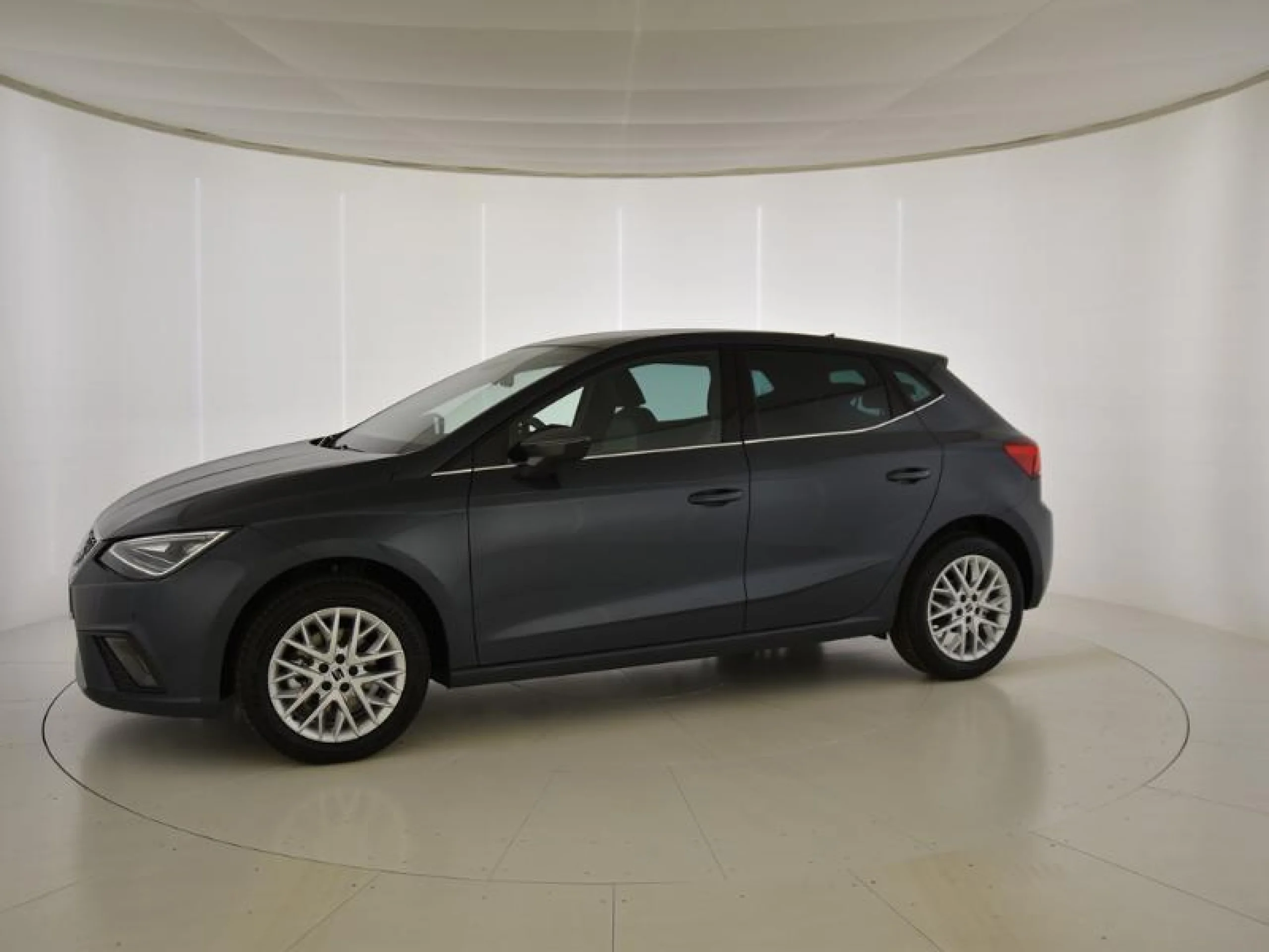 SEAT IBIZA 1.0 TSI 85KW (115CV) SPECIAL EDITION - Foto 3