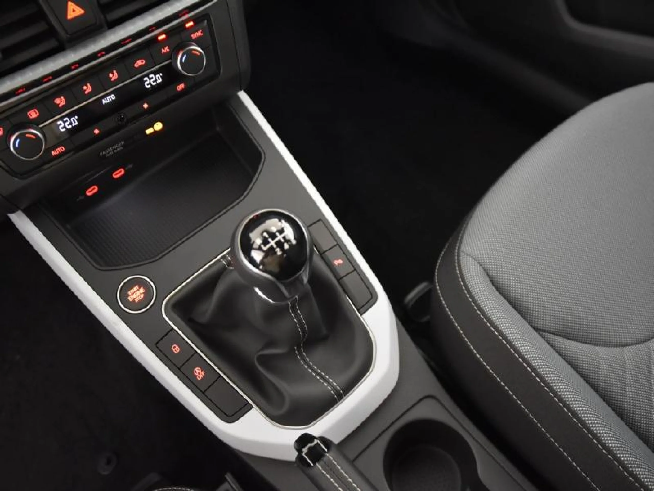 SEAT IBIZA 1.0 TSI 85KW (115CV) SPECIAL EDITION - Foto 11