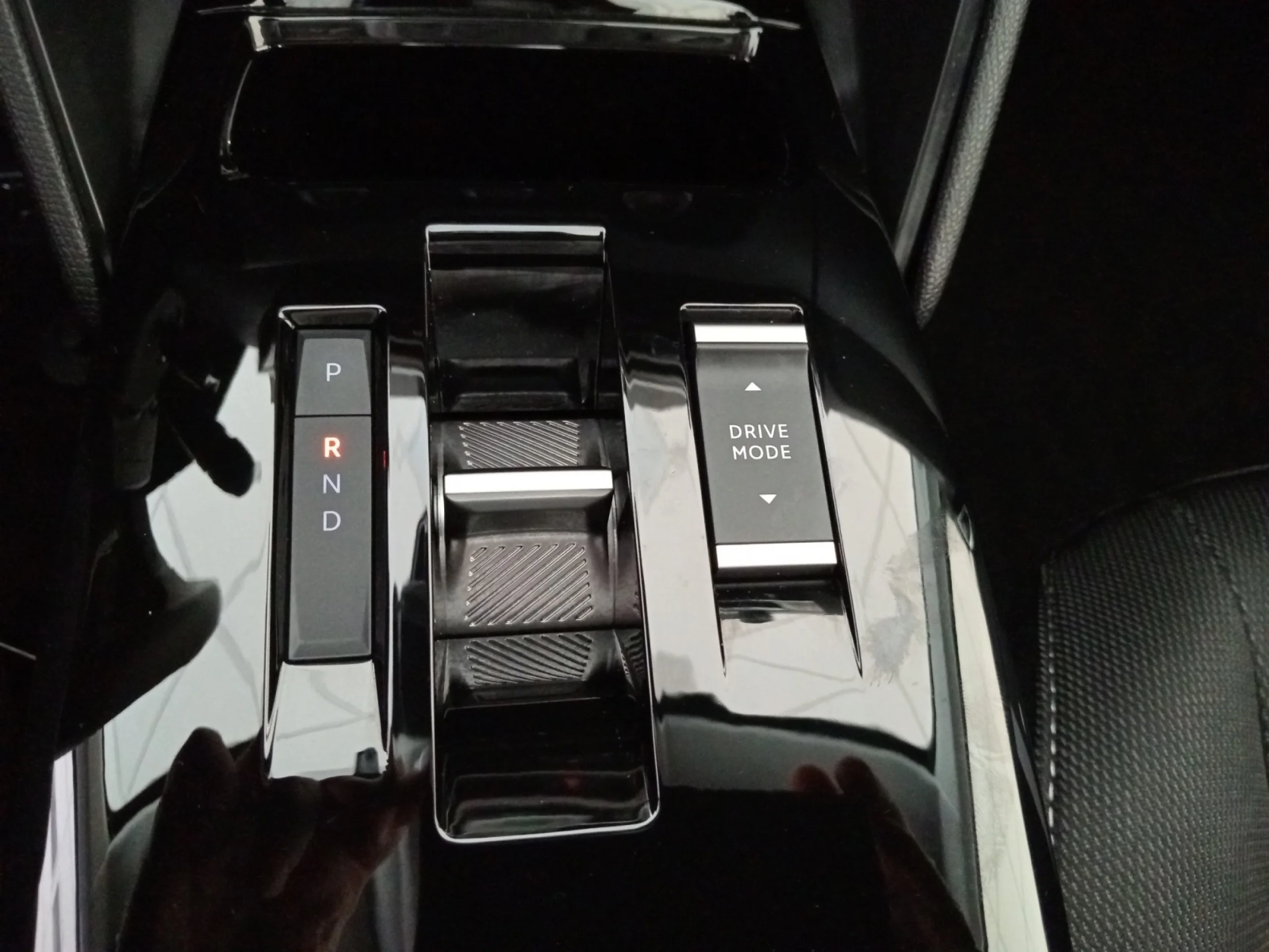 CITROEN C4 HYBRID 110 Ë DCS6 YOU - Foto 14