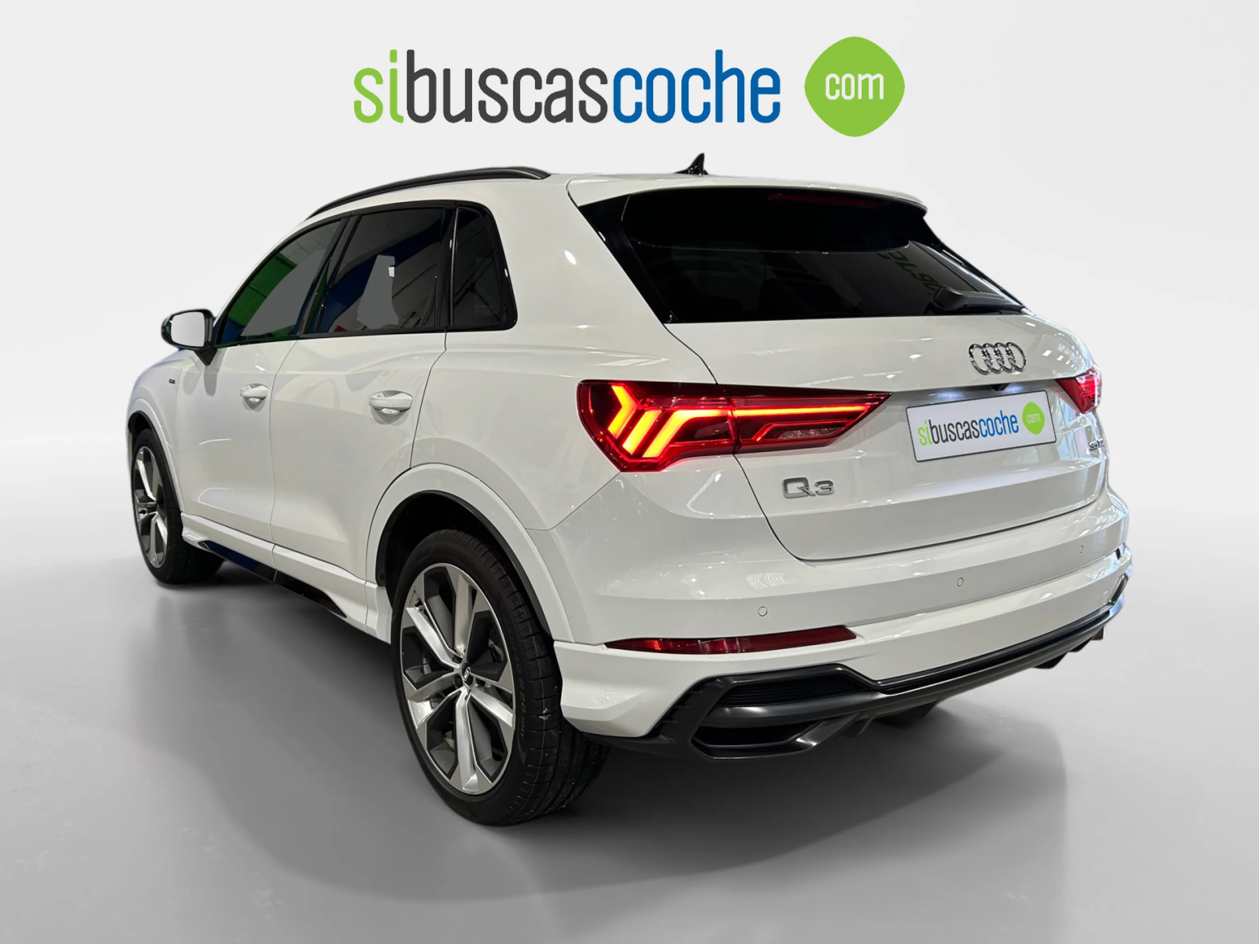 AUDI Q3 BLACK LINE 35 TDI 110KW (150CV) S TRONIC - Foto 2