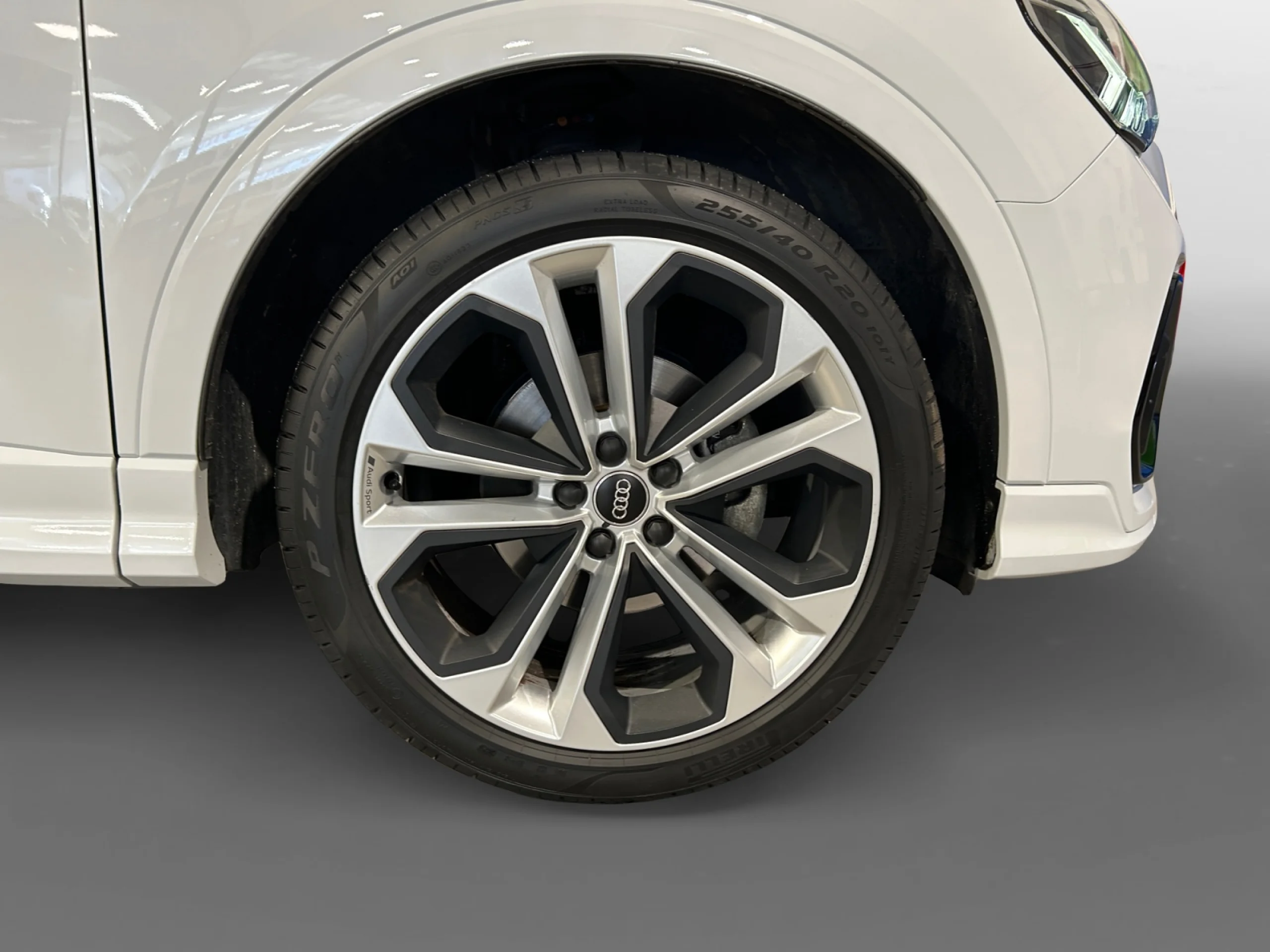 AUDI Q3 BLACK LINE 35 TDI 110KW (150CV) S TRONIC - Foto 8