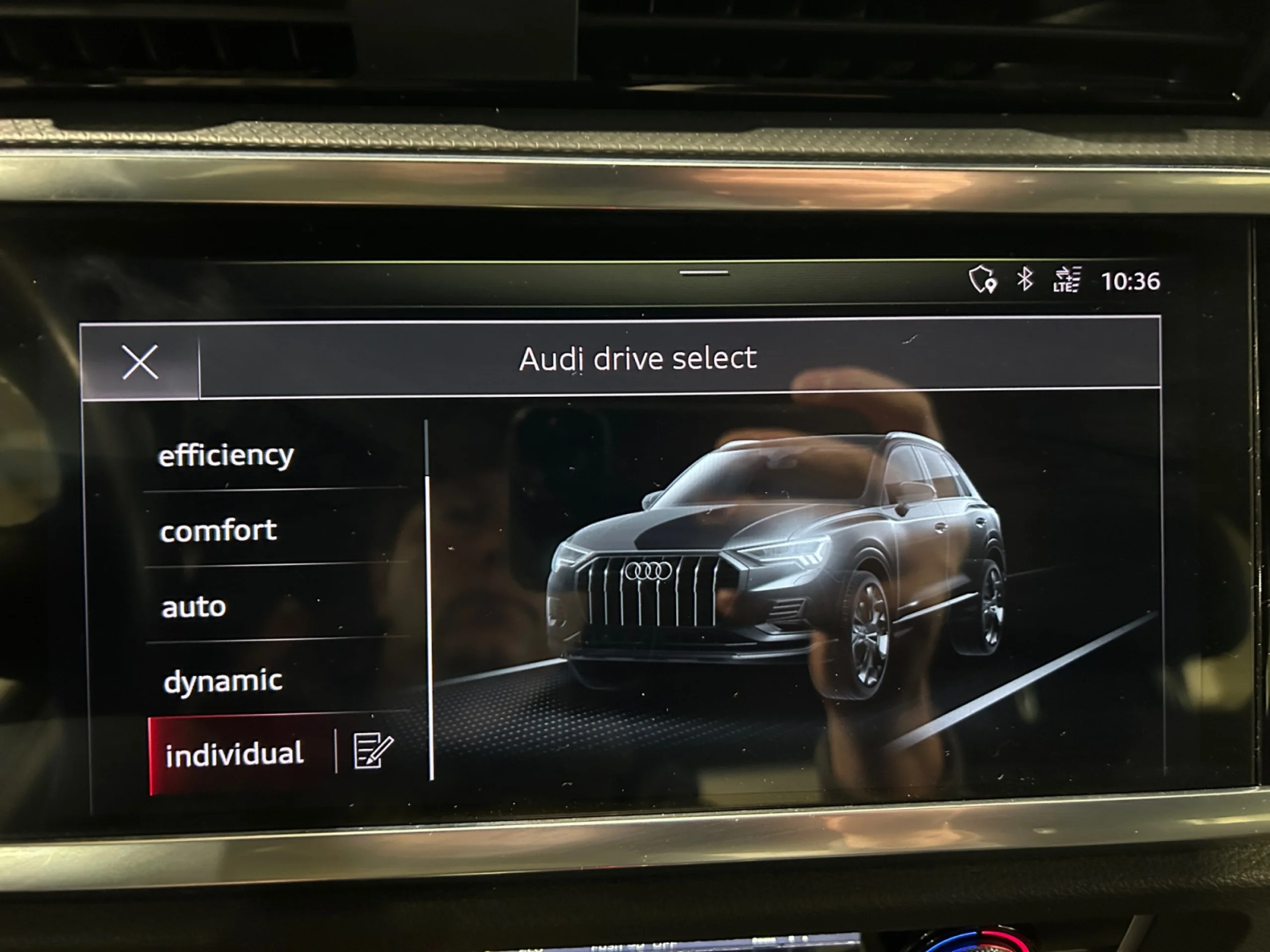 AUDI Q3 BLACK LINE 35 TDI 110KW (150CV) S TRONIC - Foto 16