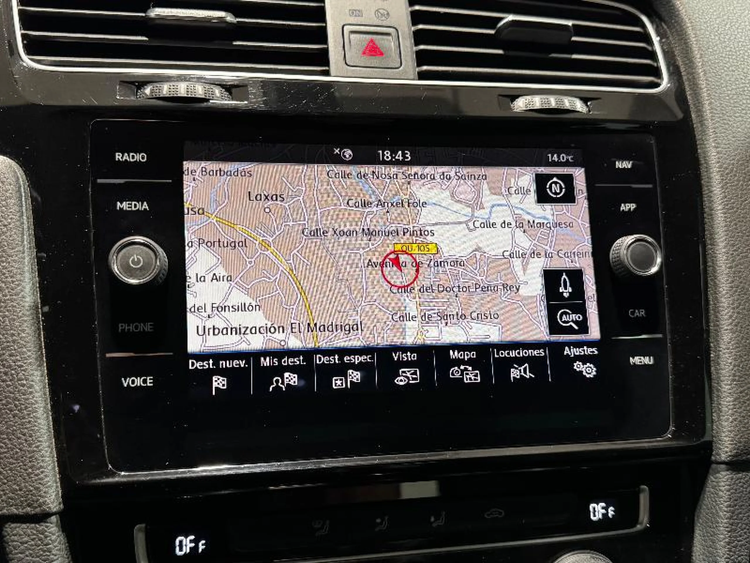 VOLKSWAGEN GOLF GTE 1.4 TSI E POWER 150KW (204CV) DSG - Foto 17
