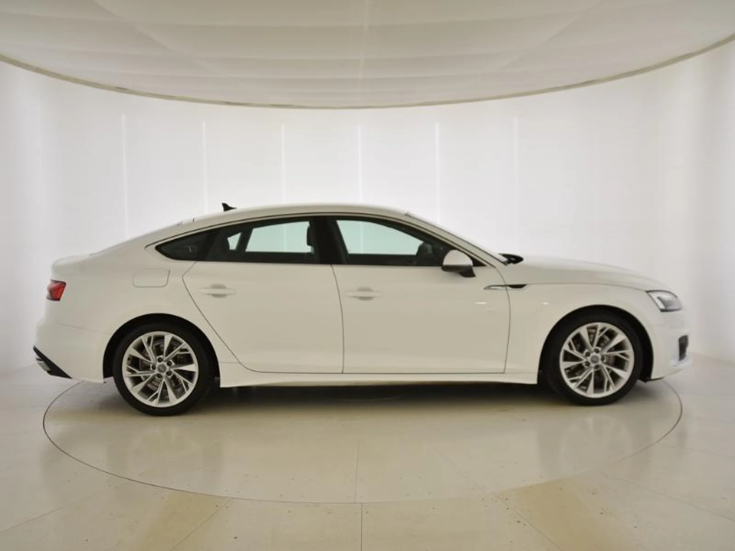 AUDI A5 ADVANCED 35 TDI 120KW S TRONIC SPORTBACK - Foto 3