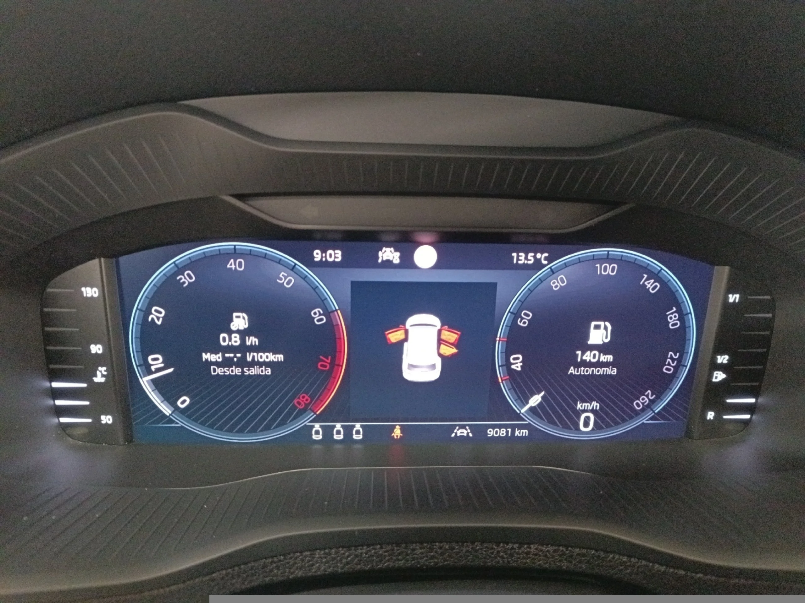 SKODA KAROQ 1.5 TSI 110KW (150CV) ACT DESIGN - Foto 7