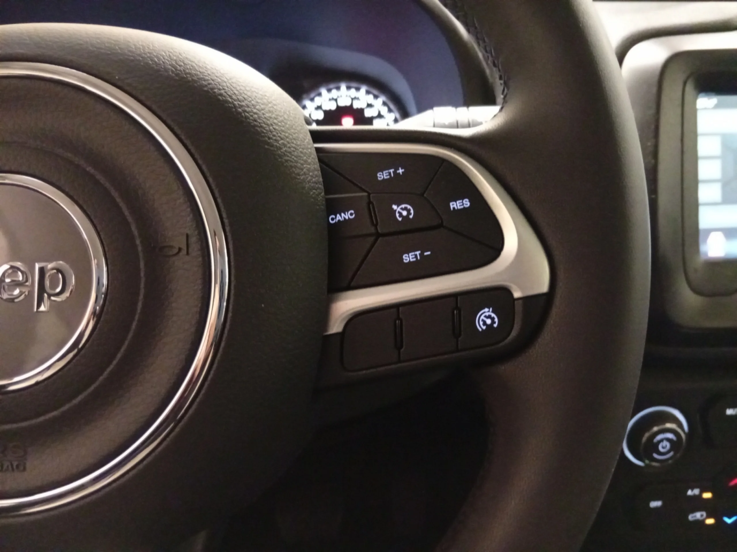 JEEP RENEGADE EHYBRID 1.5 96KW(130CV) LONGITUDE ATX - Foto 12