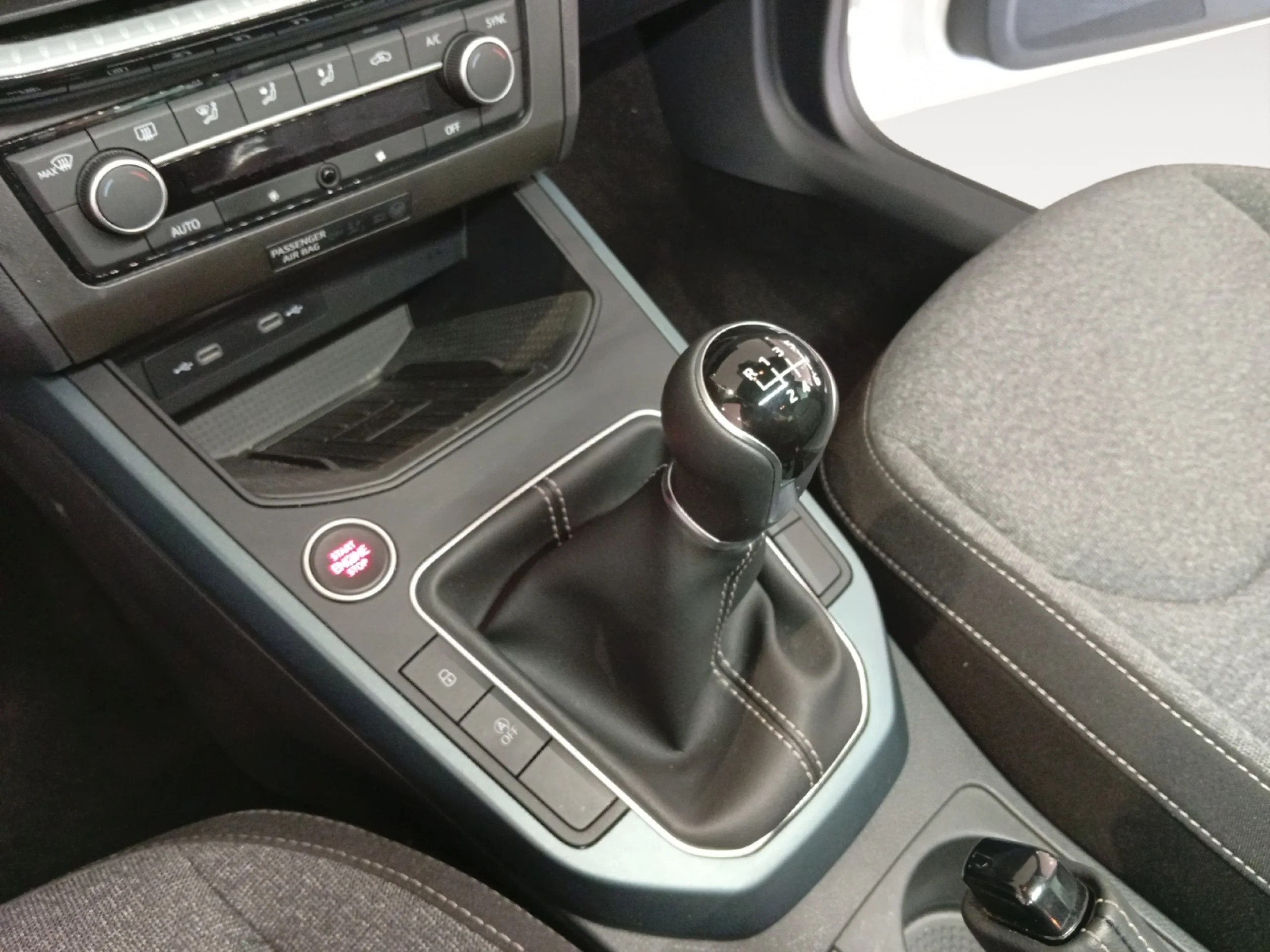 SEAT ARONA 1.0 TSI 85KW (115CV) XPERIENCE - Foto 14