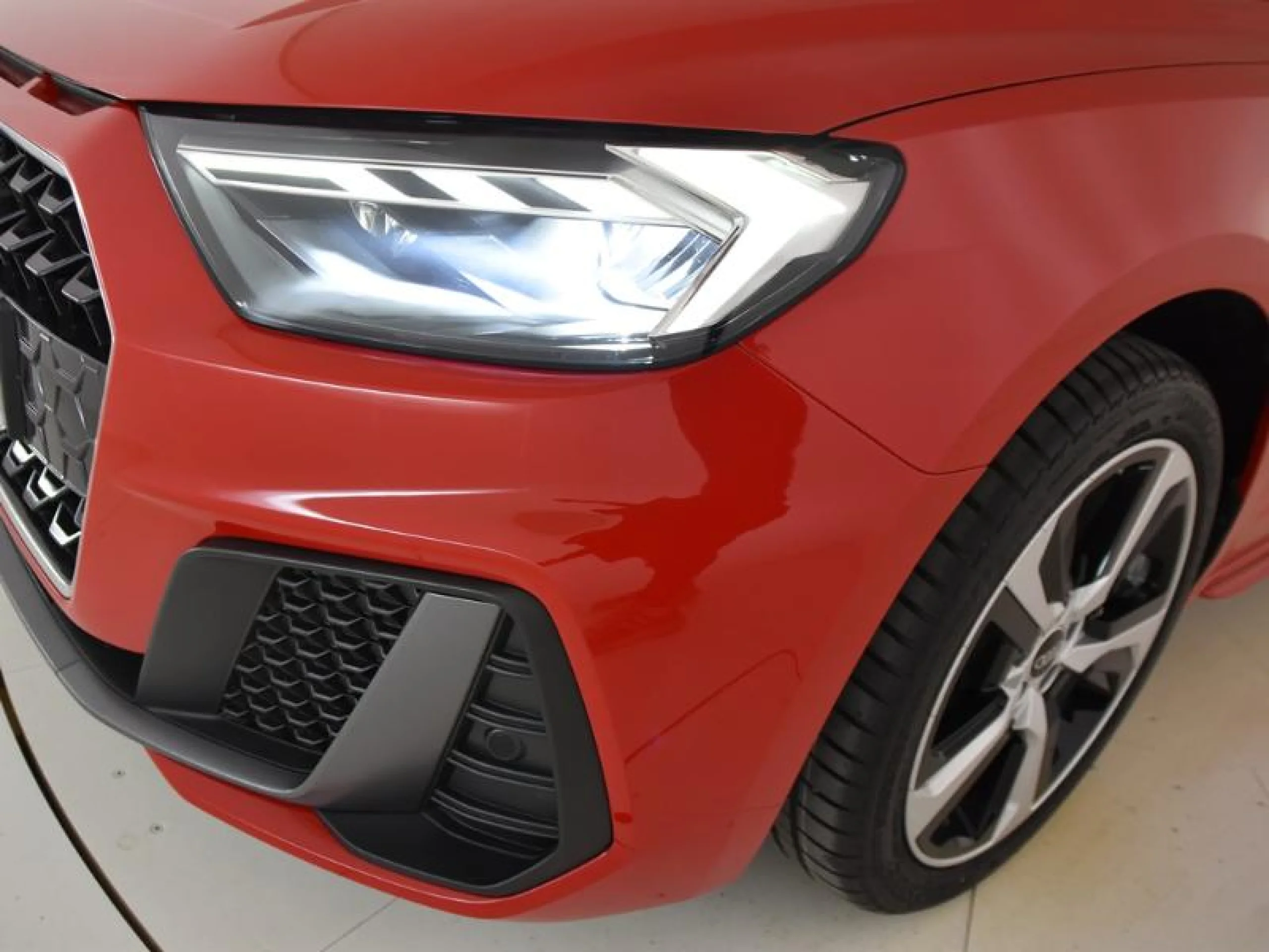 AUDI A1 SPORTBACK ADRENALIN 30 TFSI 81KW (110CV) - Foto 18