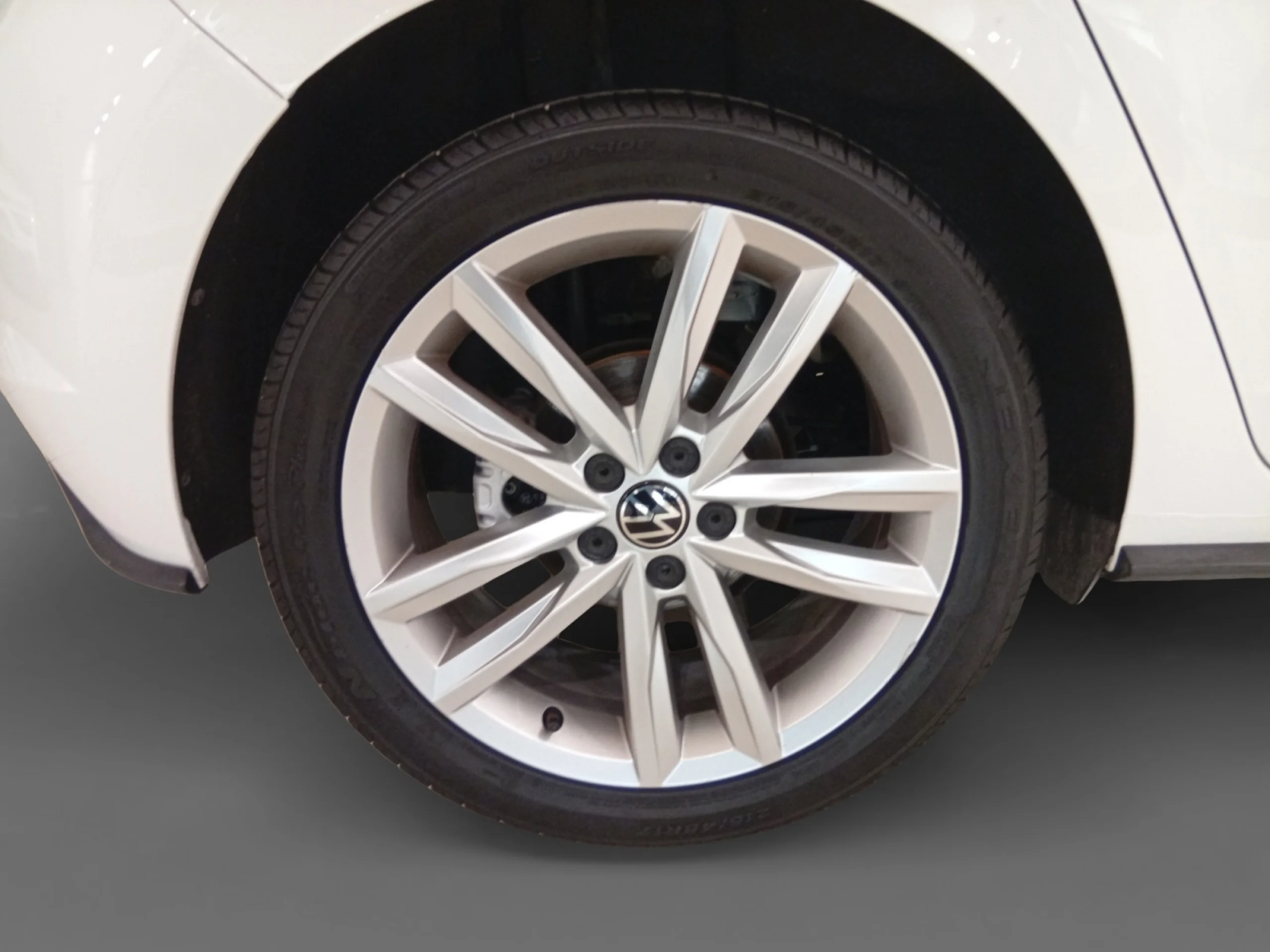 VOLKSWAGEN POLO R LINE 1.0 TSI 81KW (110CV) - Foto 9