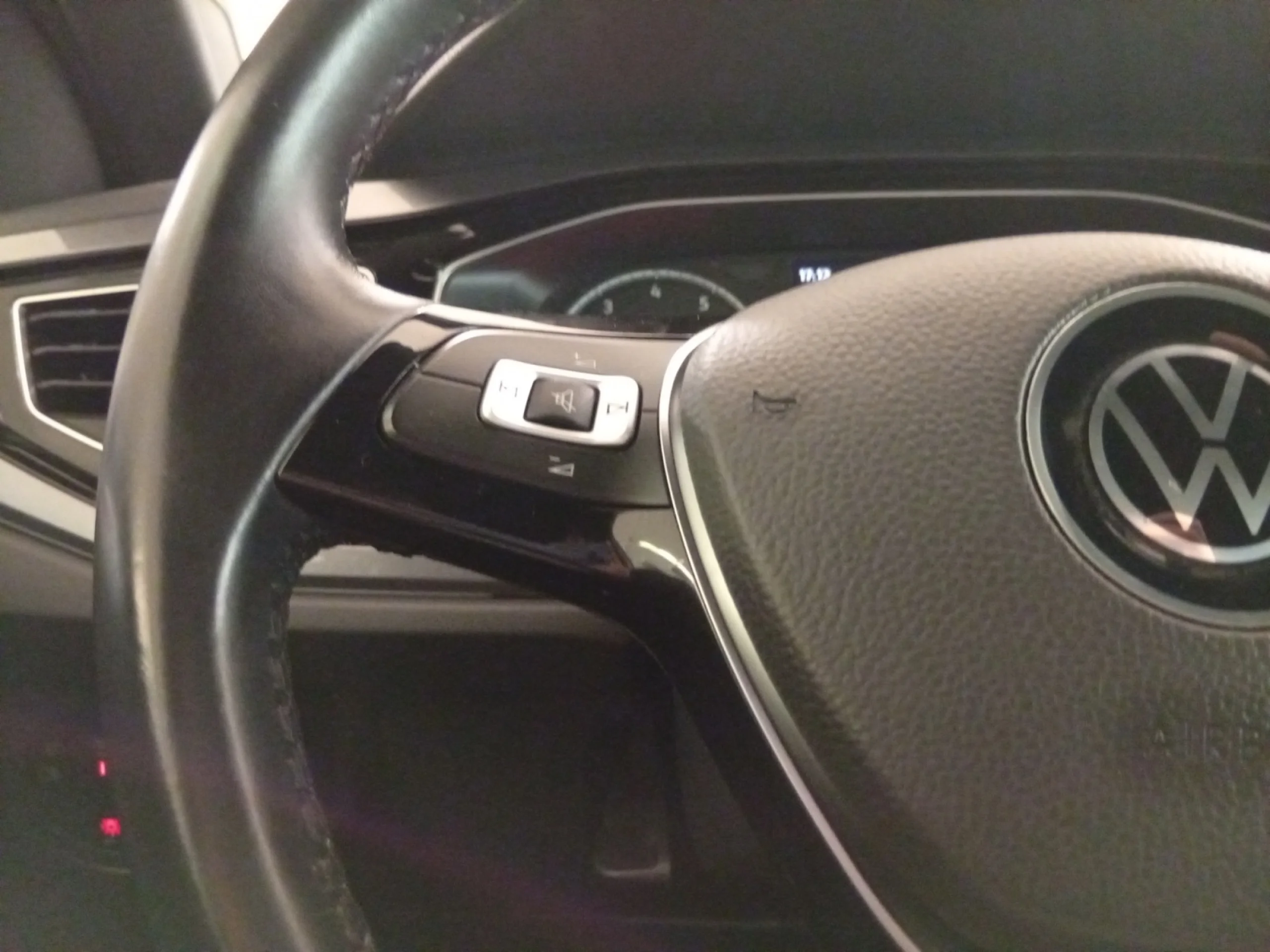 VOLKSWAGEN POLO R LINE 1.0 TSI 81KW (110CV) - Foto 11