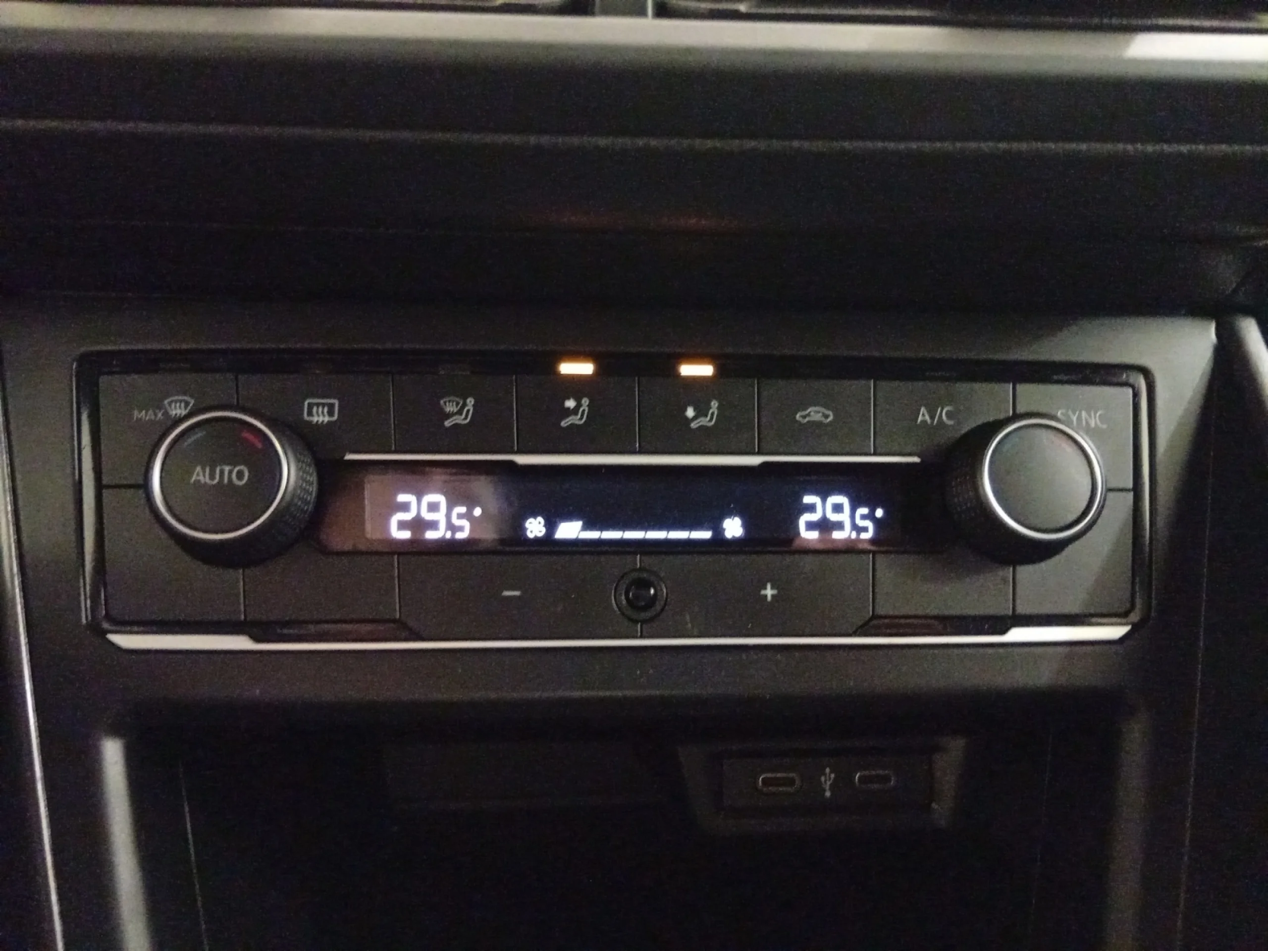 VOLKSWAGEN POLO R LINE 1.0 TSI 81KW (110CV) - Foto 13