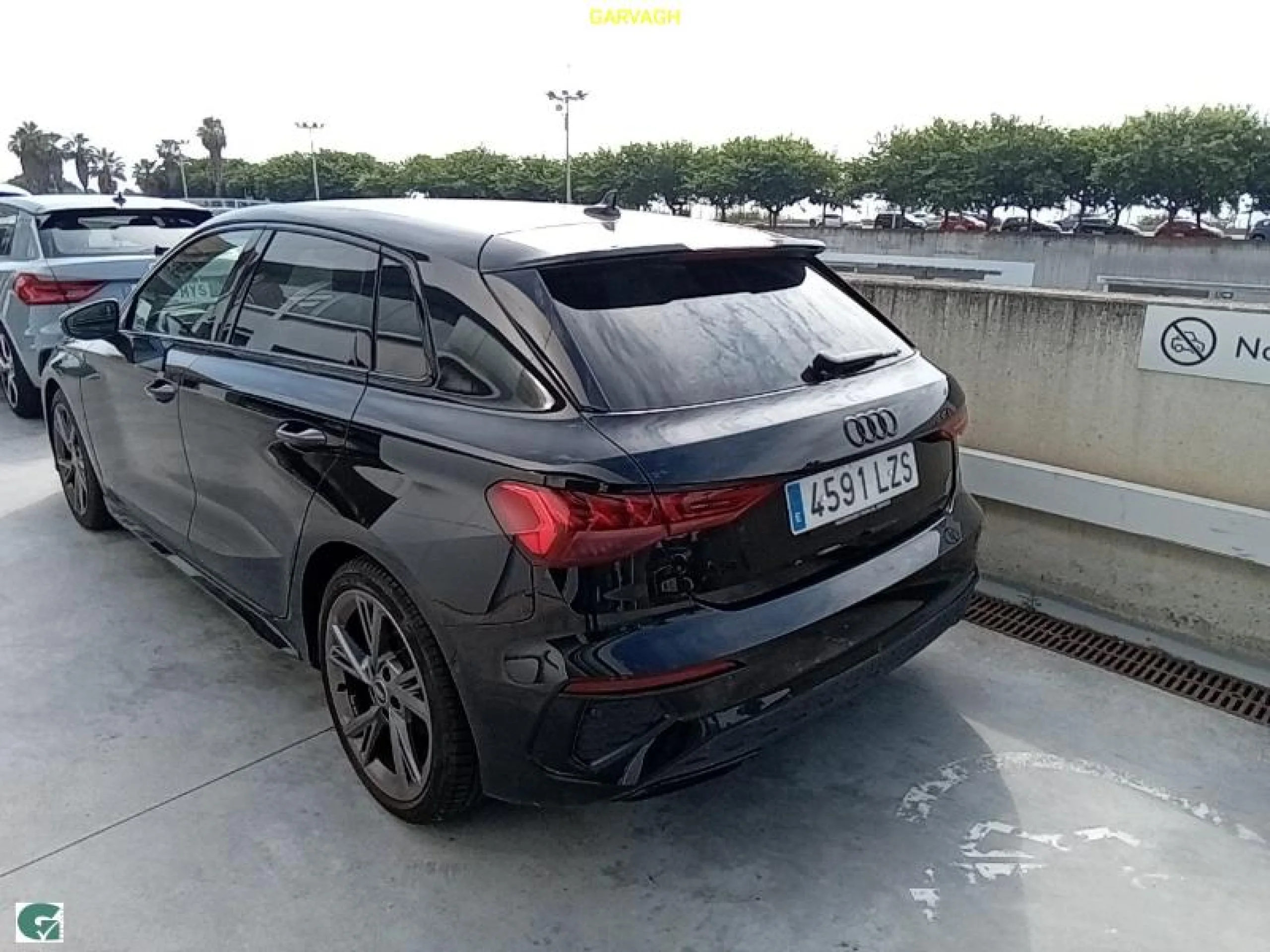AUDI A3 SPORTBACK BLACK LINE 35 TFSI 110KW S TRO - Foto 2