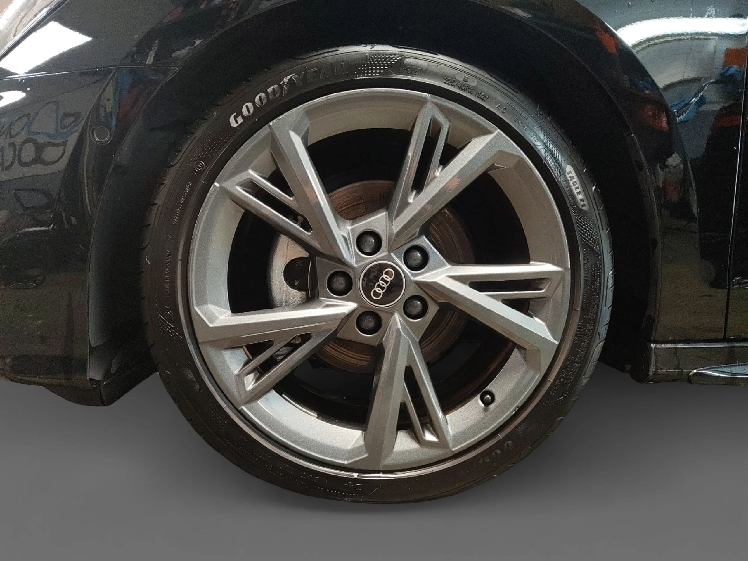 AUDI A3 SPORTBACK BLACK LINE 35 TFSI 110KW S TRO - Foto 8