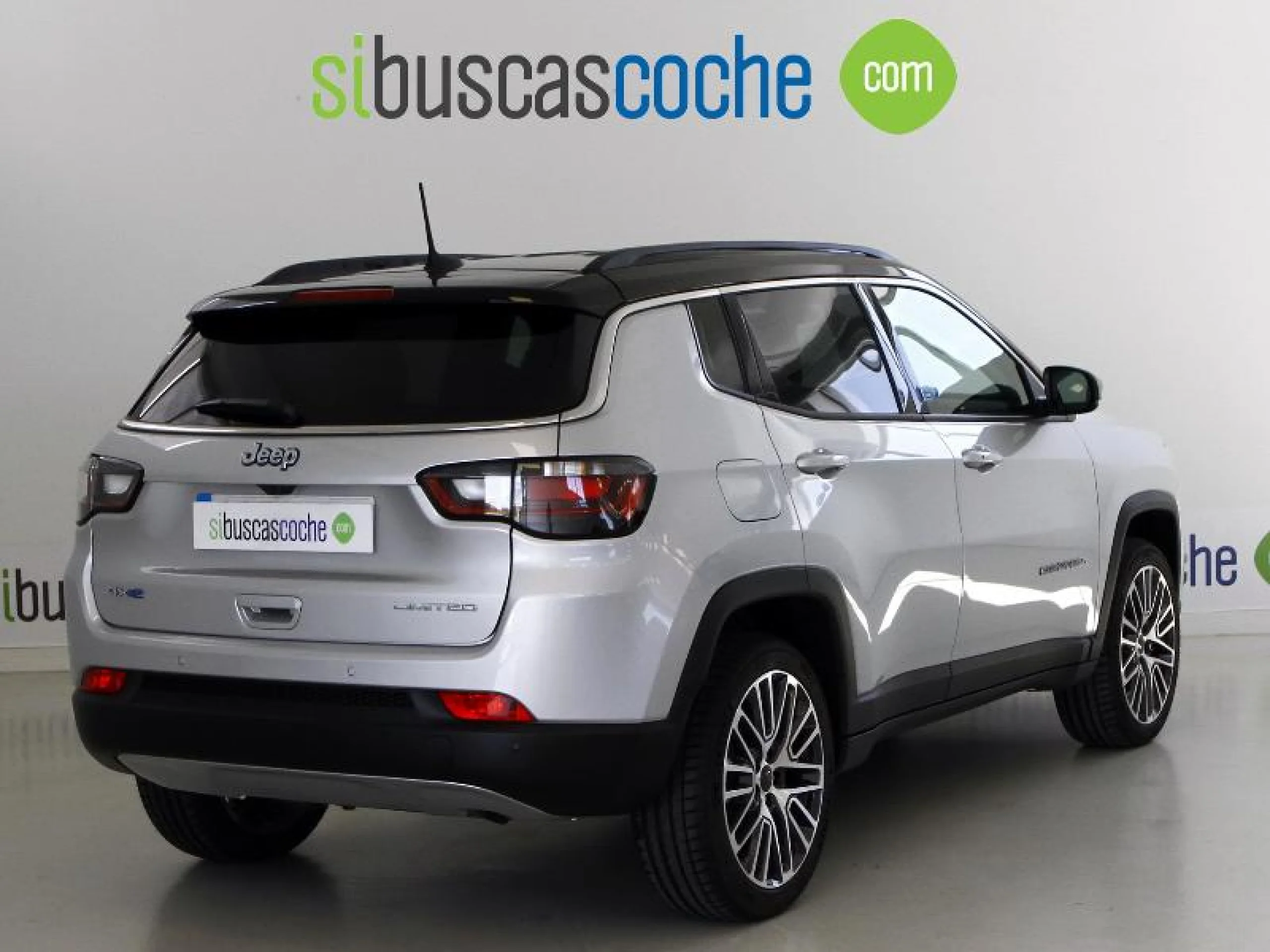 JEEP COMPASS 1.3 PHEV 140KW (190CV) LIMITED AT AWD - Foto 17