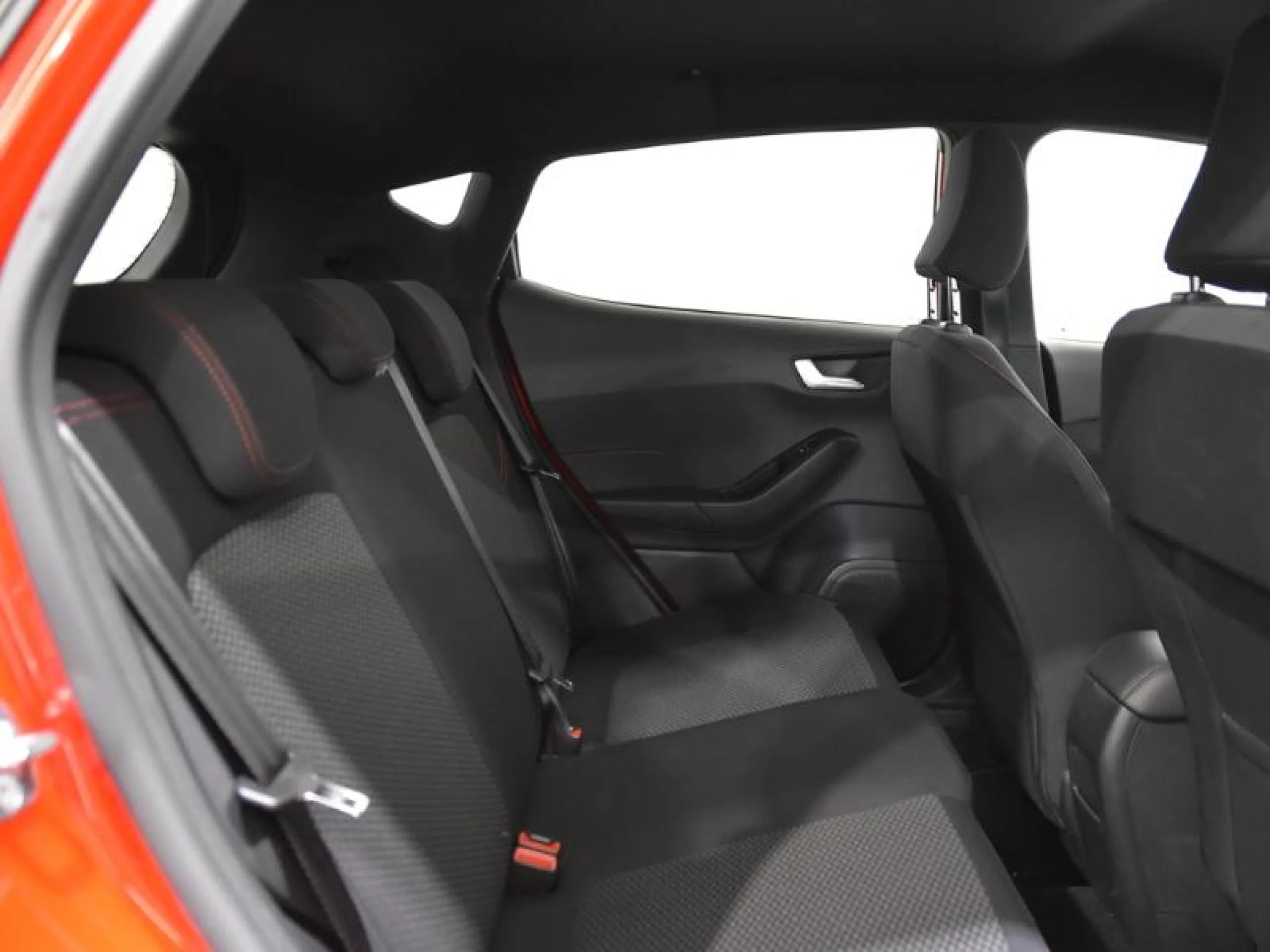 FORD FIESTA 1.0 ECOB. MHEV 114KW(155CV) ST LINE 5P - Foto 6