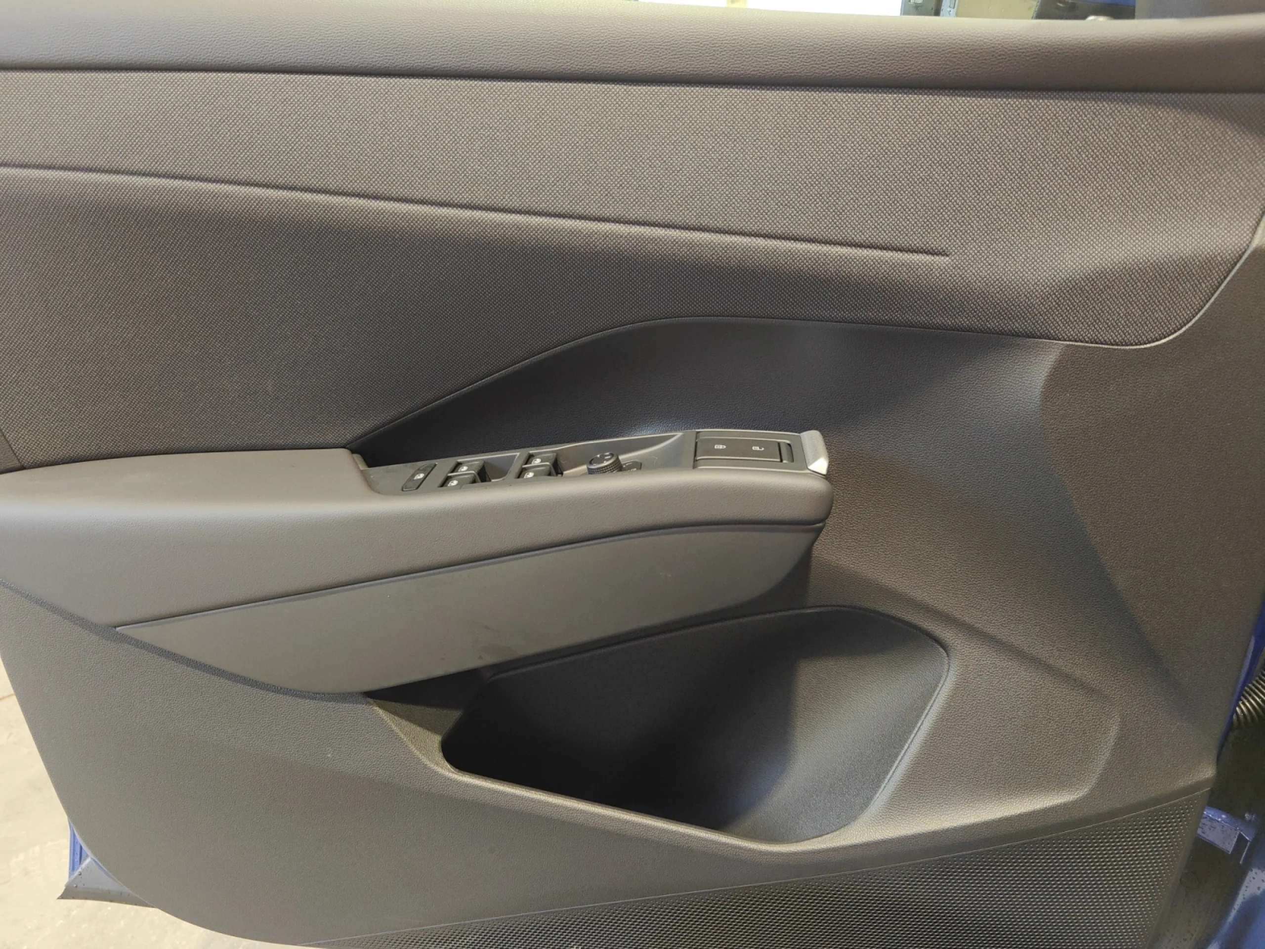 VOLKSWAGEN T ROC ··MÁS·· 1.5 ETSI 85KW (116CV) DSG - Foto 13