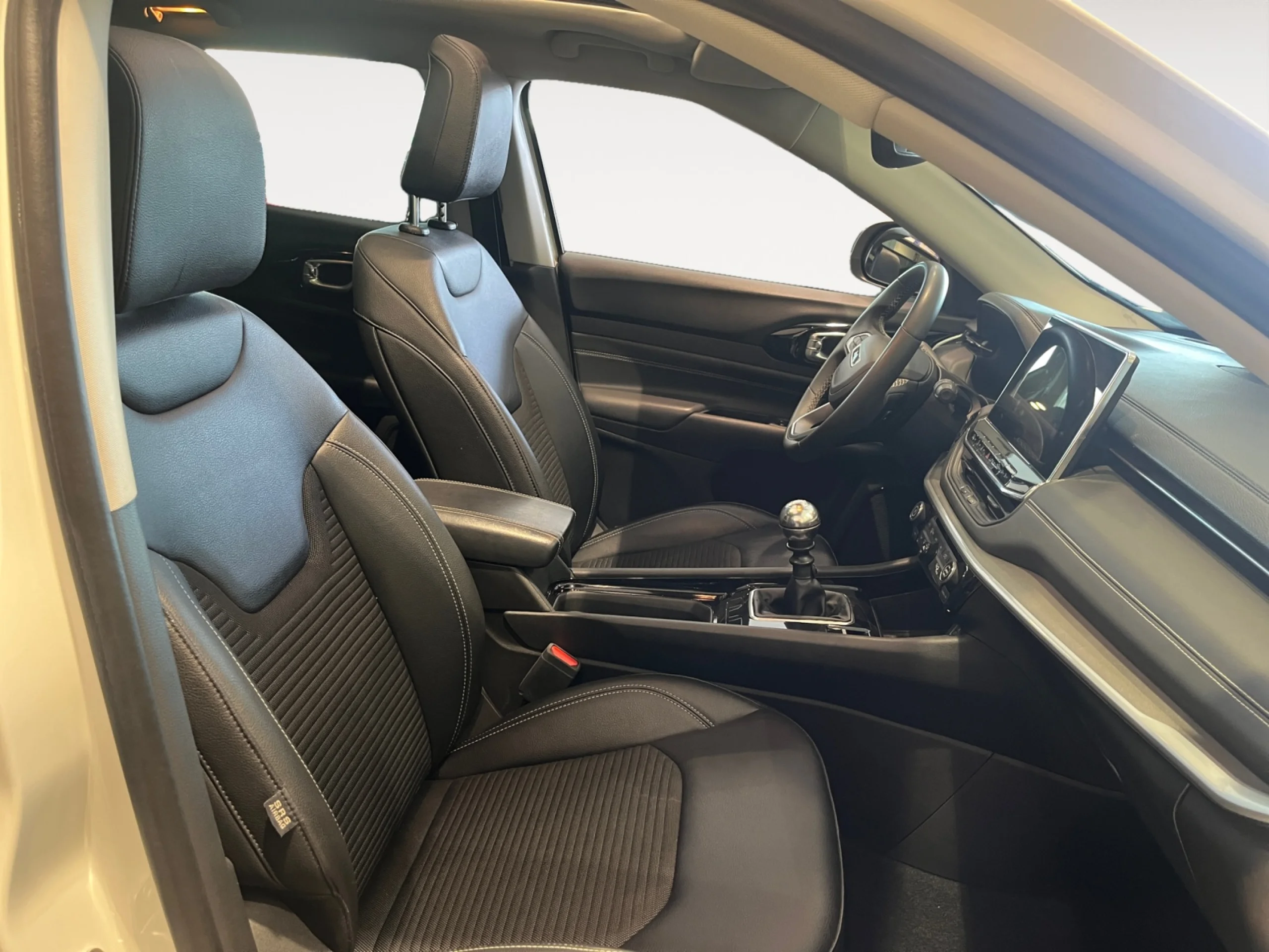 JEEP COMPASS 1.6 MJET 96KW (130CV) LIMITED FWD - Foto 5