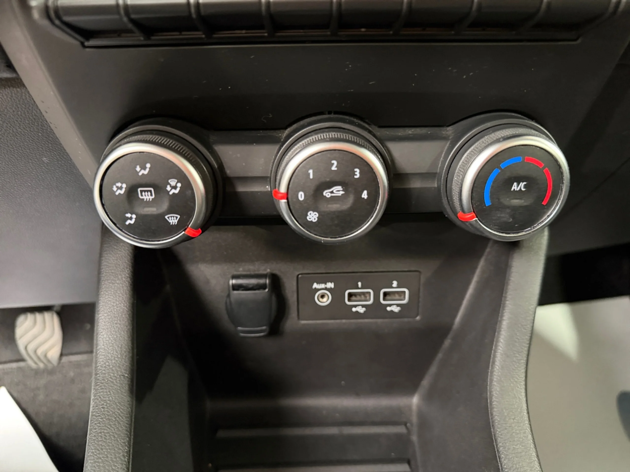 RENAULT CLIO EVOLUTION TCE 90 (67KW) - Foto 12