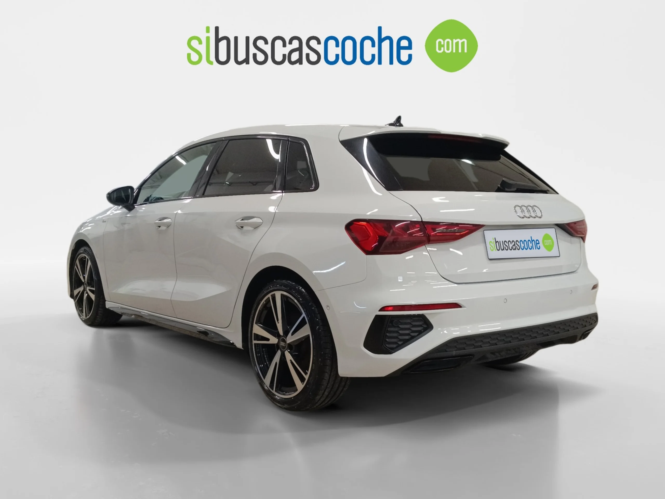 AUDI A3 SPORTBACK BLACK LINE 35 TDI 110KW S TRON - Foto 2