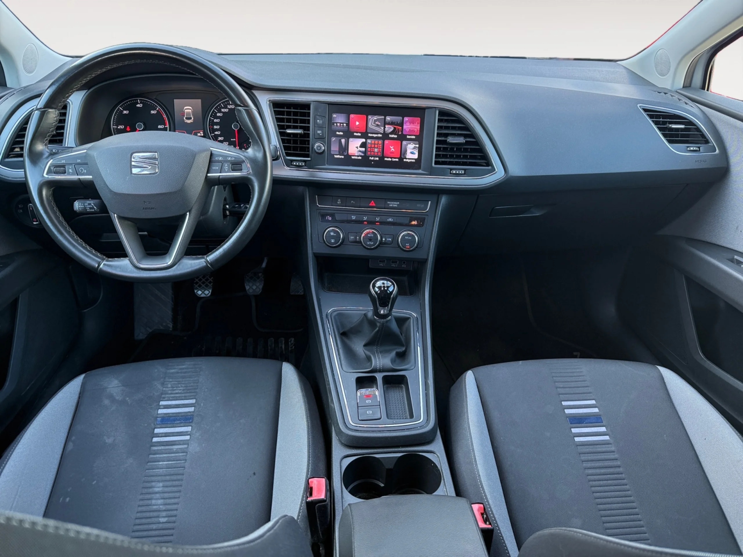 SEAT LEON 1.6 TDI 85KW S&S STYLE VISIO ED NAV - Foto 4