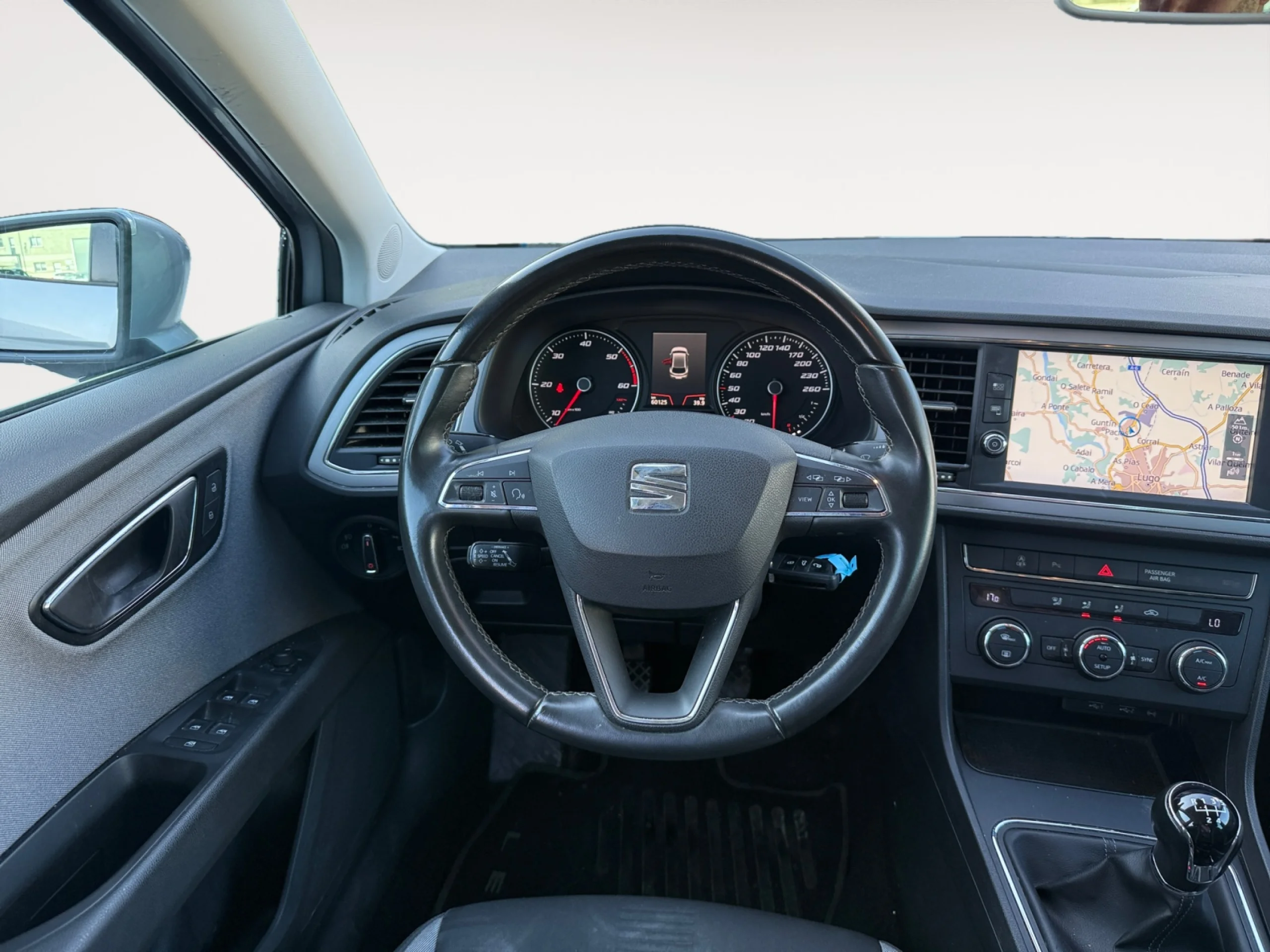 SEAT LEON 1.6 TDI 85KW S&S STYLE VISIO ED NAV - Foto 11