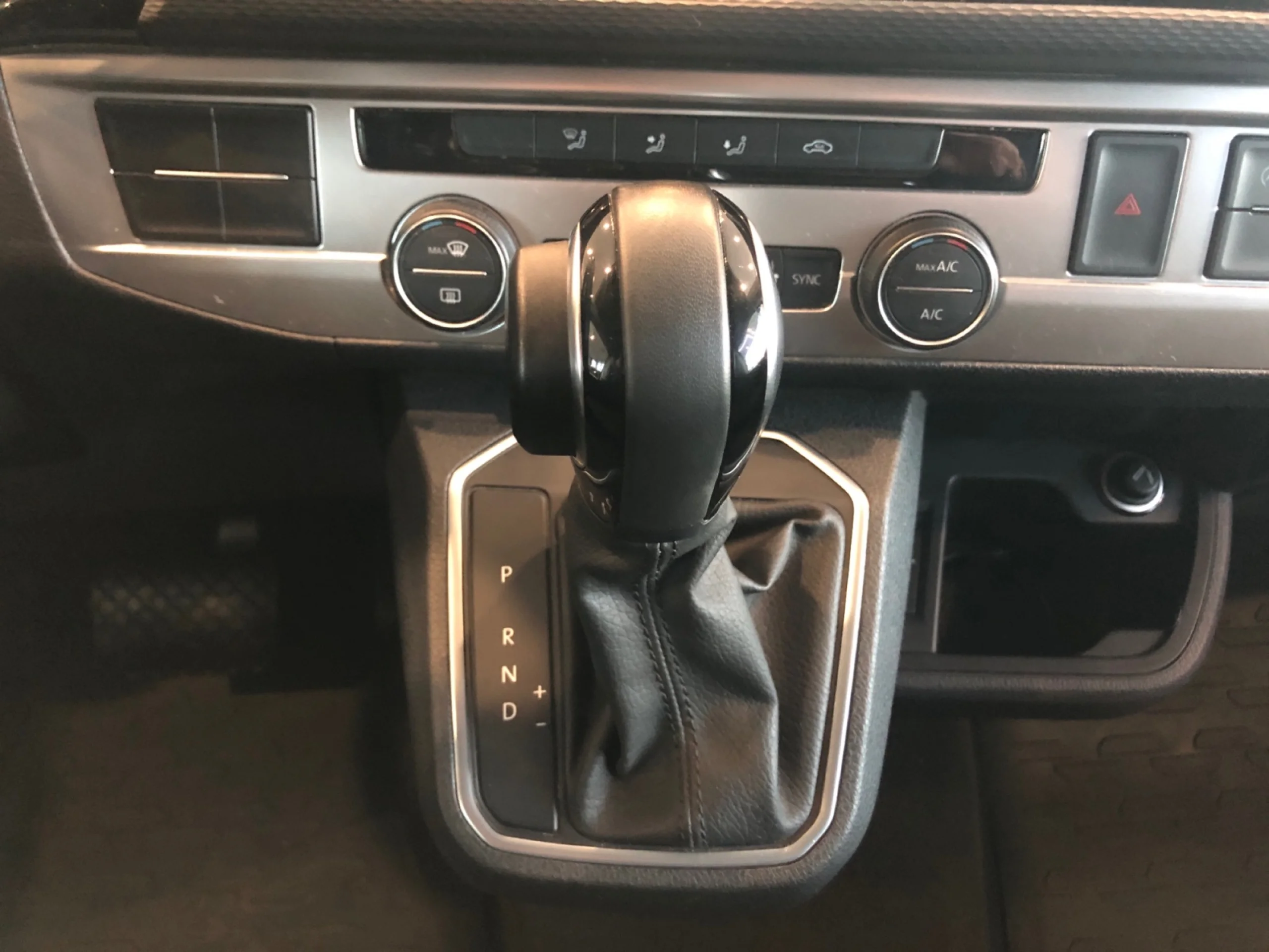 VOLKSWAGEN CALIFORNIA BEACH TOUR TDI 110KW (150CV) BMT - Foto 17