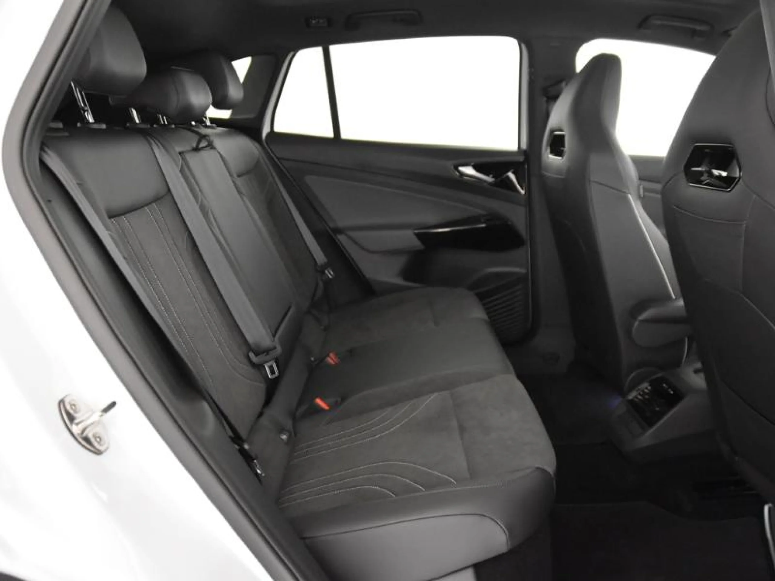 VOLKSWAGEN ID.4 ID.4 PRO BLACK PRO BLACK 210 KW (286 CV) 77 KWH AUTOMÁTICO 1 VEL. - Foto 6