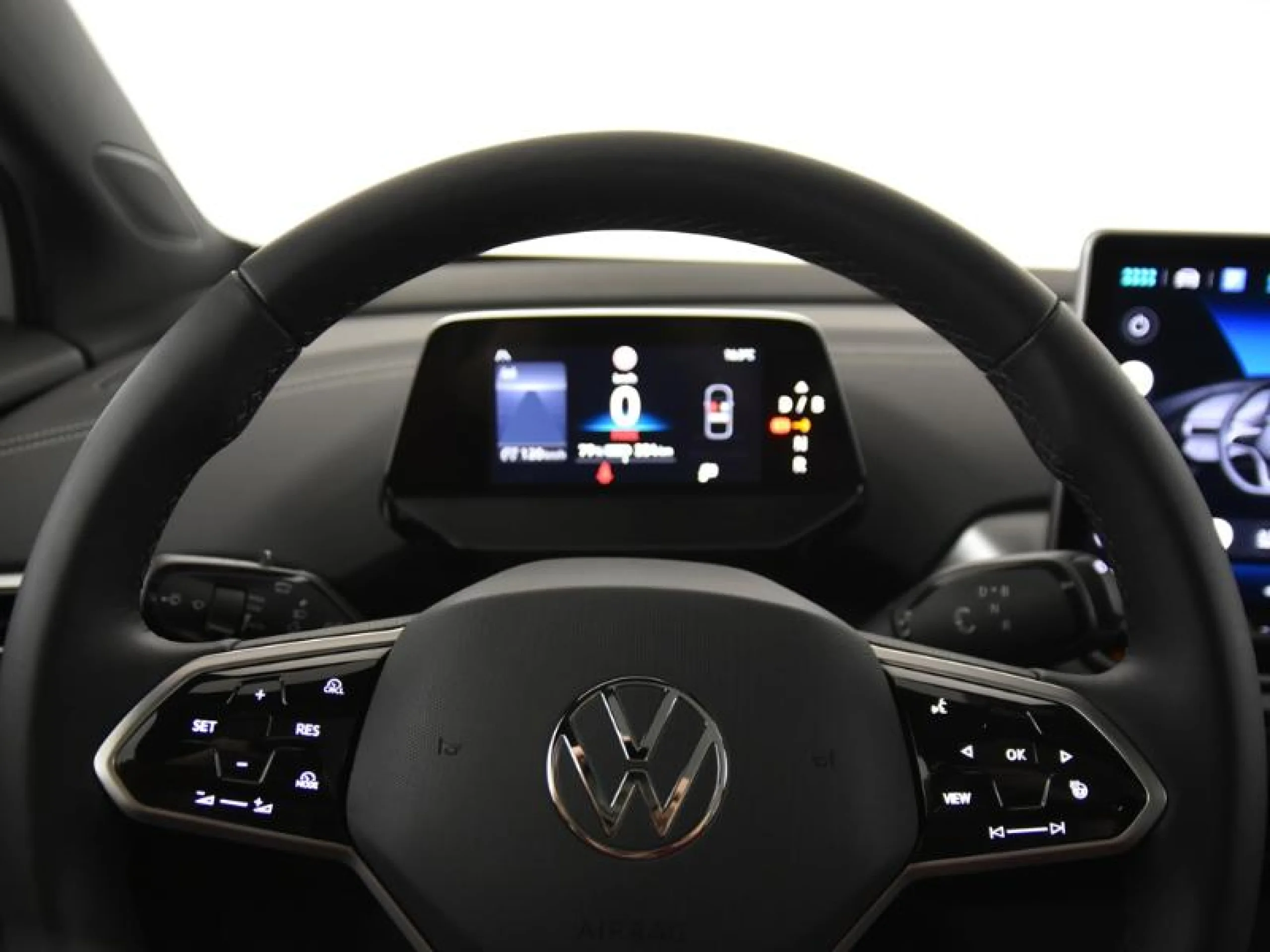 VOLKSWAGEN ID.4 ID.4 PRO BLACK PRO BLACK 210 KW (286 CV) 77 KWH AUTOMÁTICO 1 VEL. - Foto 18