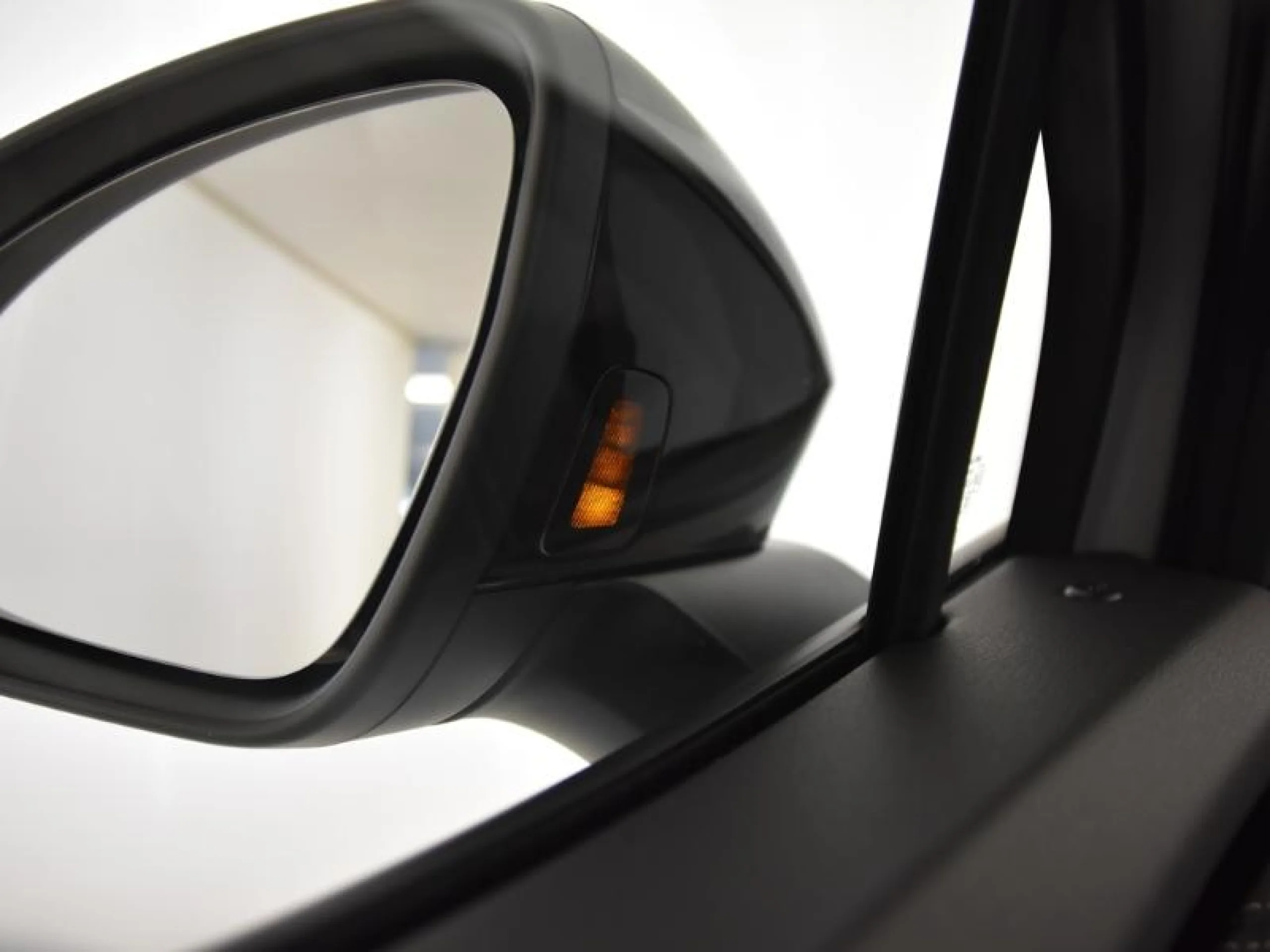 VOLKSWAGEN ID.4 ID.4 PRO BLACK PRO BLACK 210 KW (286 CV) 77 KWH AUTOMÁTICO 1 VEL. - Foto 21