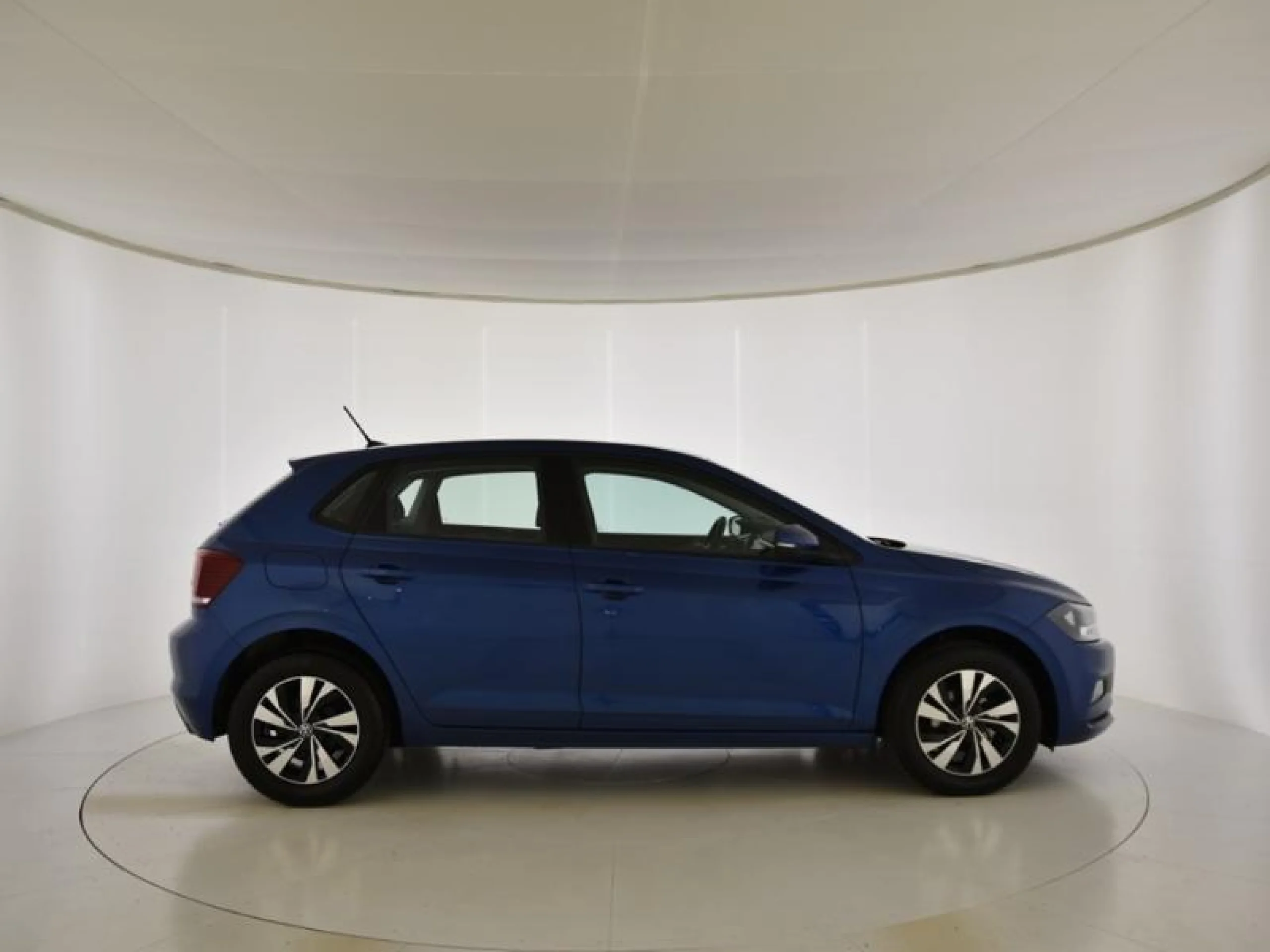 VOLKSWAGEN POLO ADVANCE 1.0 TSI 70KW (95CV) - Foto 3