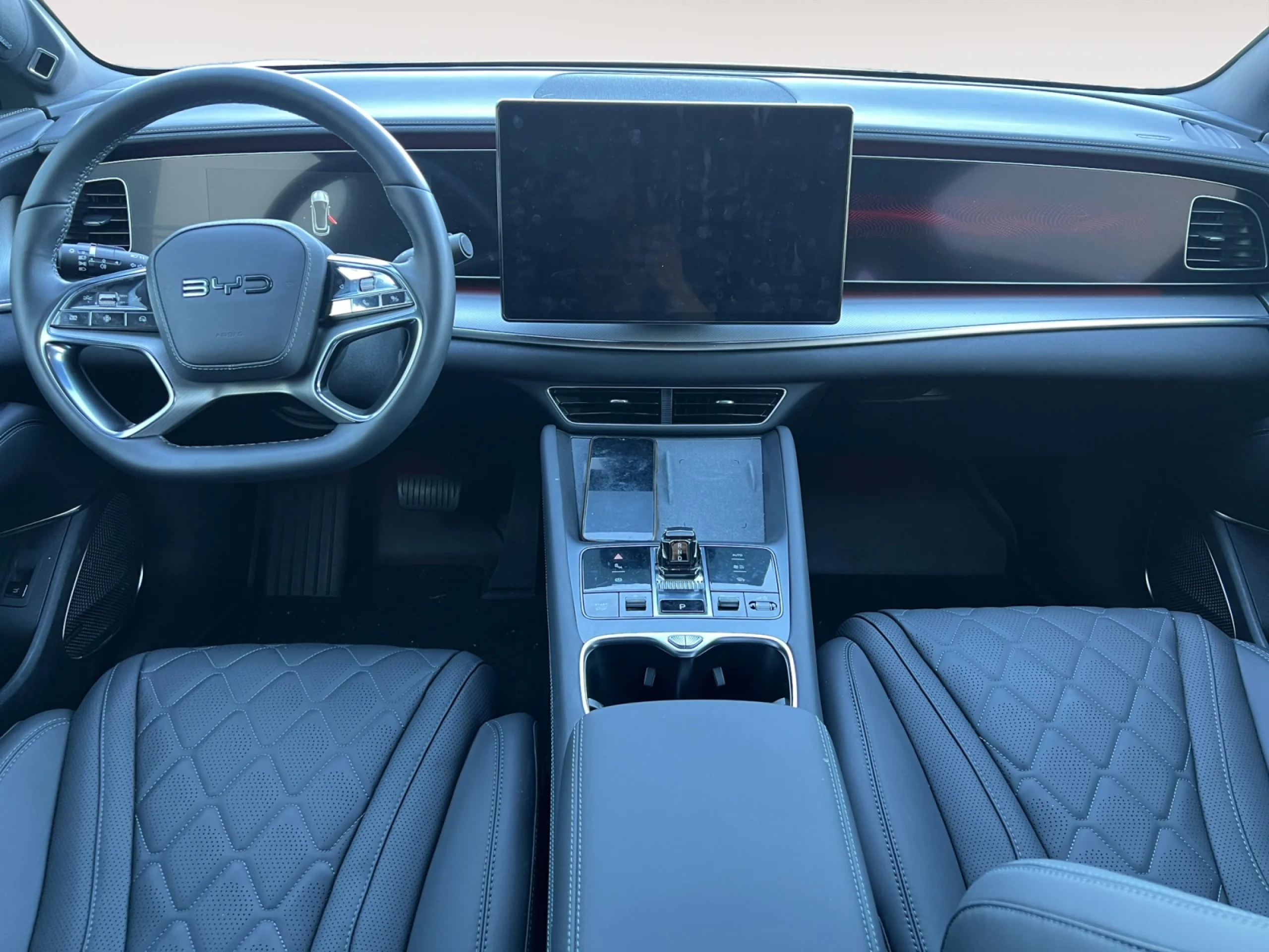 BYD SEALION 7 83 KWH COMFORT - Foto 4