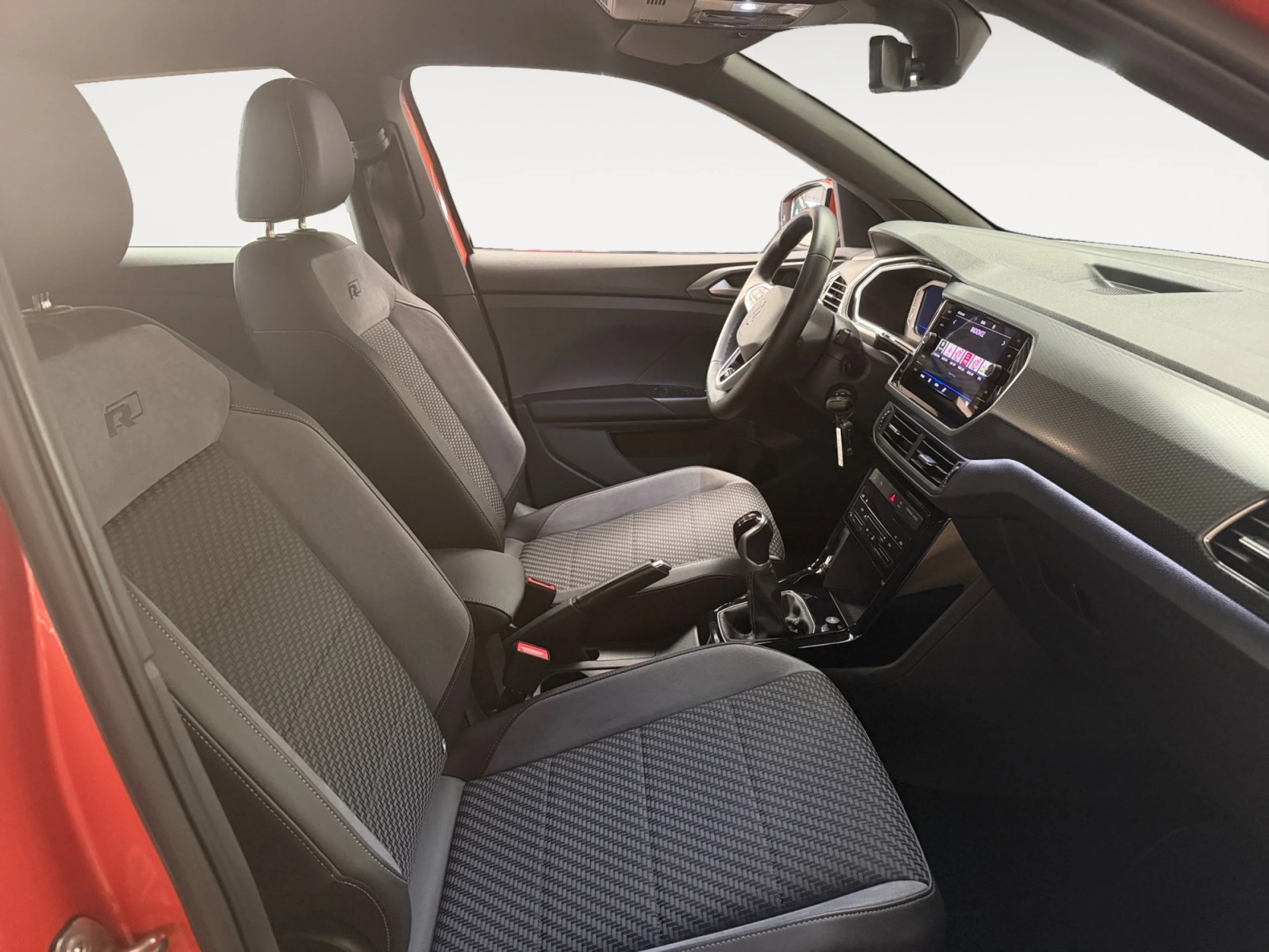 VOLKSWAGEN T CROSS SPORT 1.0 TSI 81KW (110CV) - Foto 5