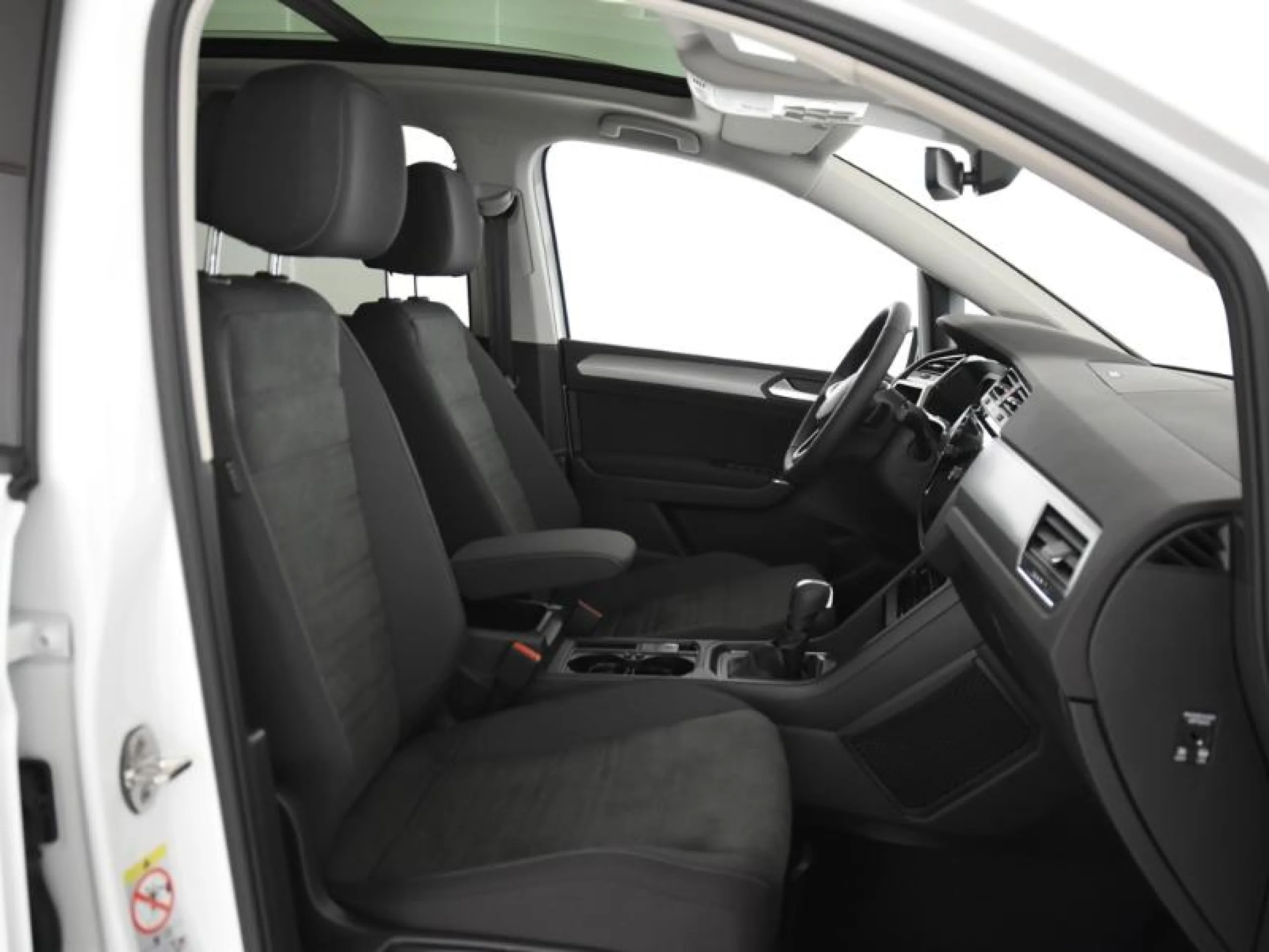 VOLKSWAGEN TOURAN TOURAN M S 2.0 TDI 110 KW (150 CV)  AUTOM TICO DSG 7 VEL. - Foto 5