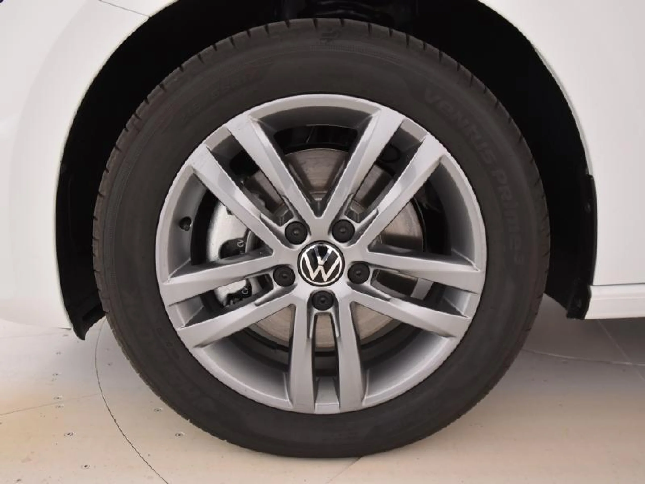 VOLKSWAGEN TOURAN TOURAN M S 2.0 TDI 110 KW (150 CV)  AUTOM TICO DSG 7 VEL. - Foto 8