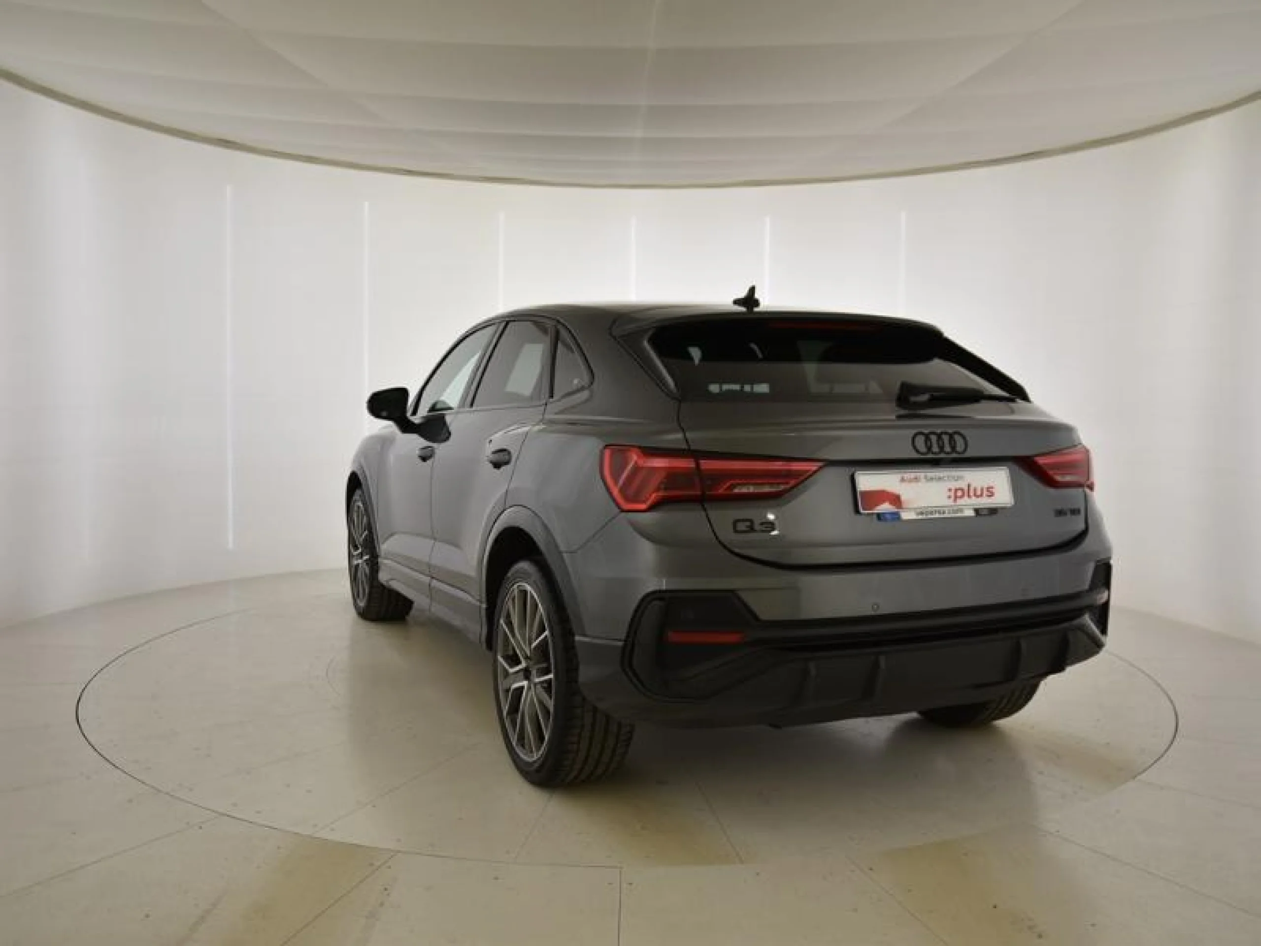 AUDI Q3 SPORTBACK BLACK LINE 35 TDI 110KW (150CV) S TRONIC - Foto 2