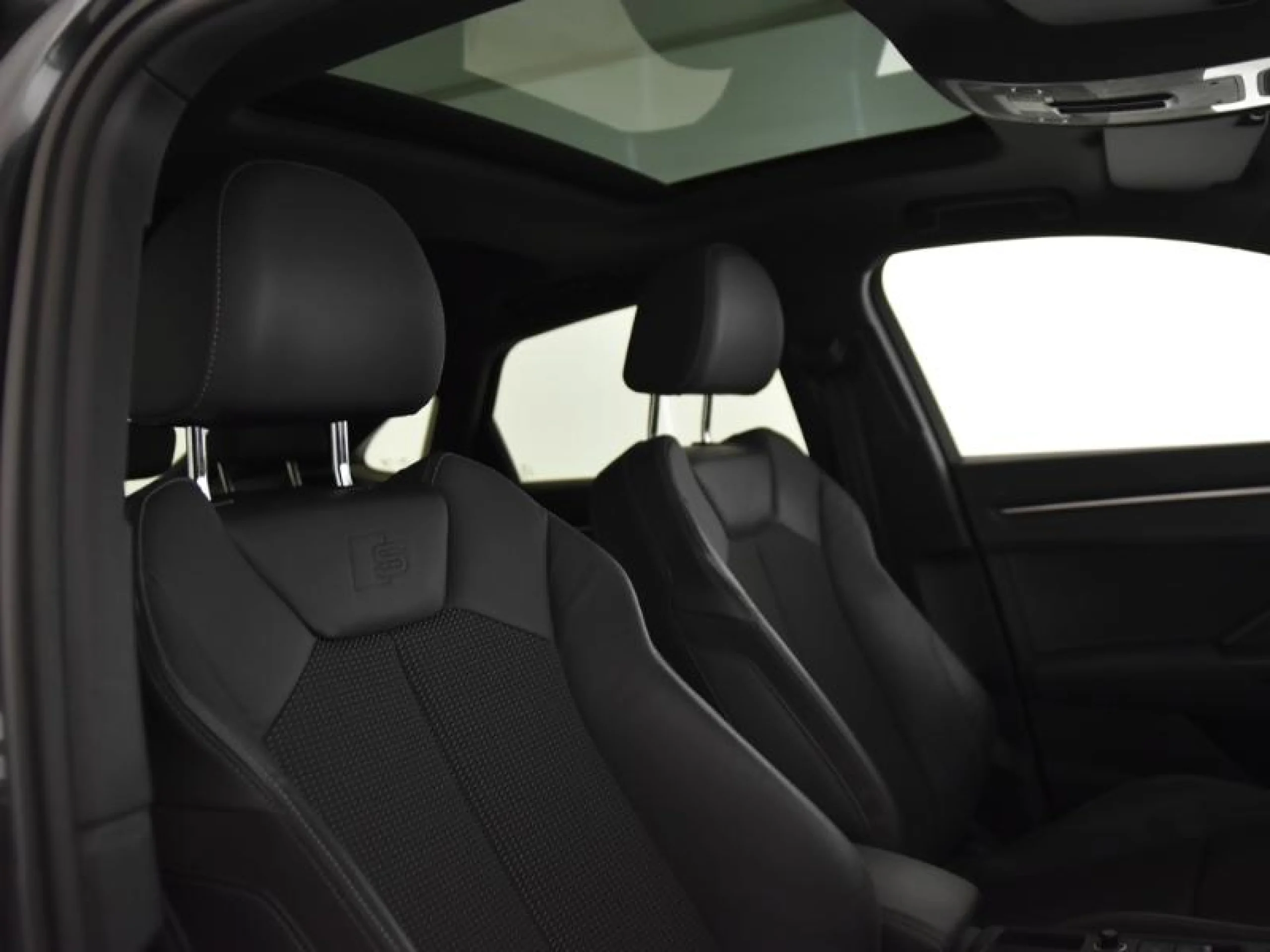 AUDI Q3 SPORTBACK BLACK LINE 35 TDI 110KW (150CV) S TRONIC - Foto 10