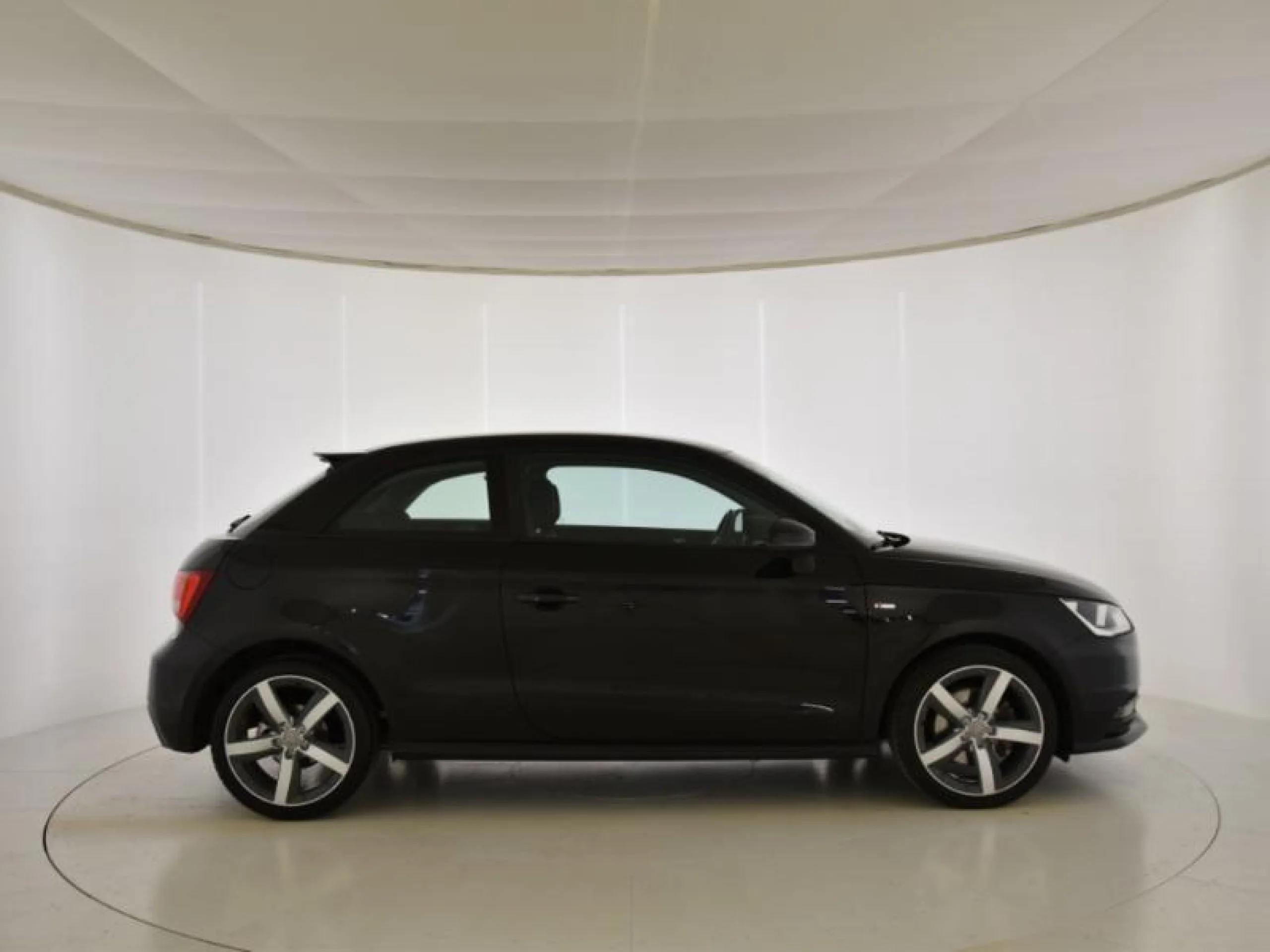 AUDI A1 1.4 TFSI 125CV S TRONIC ADRENALIN - Foto 3