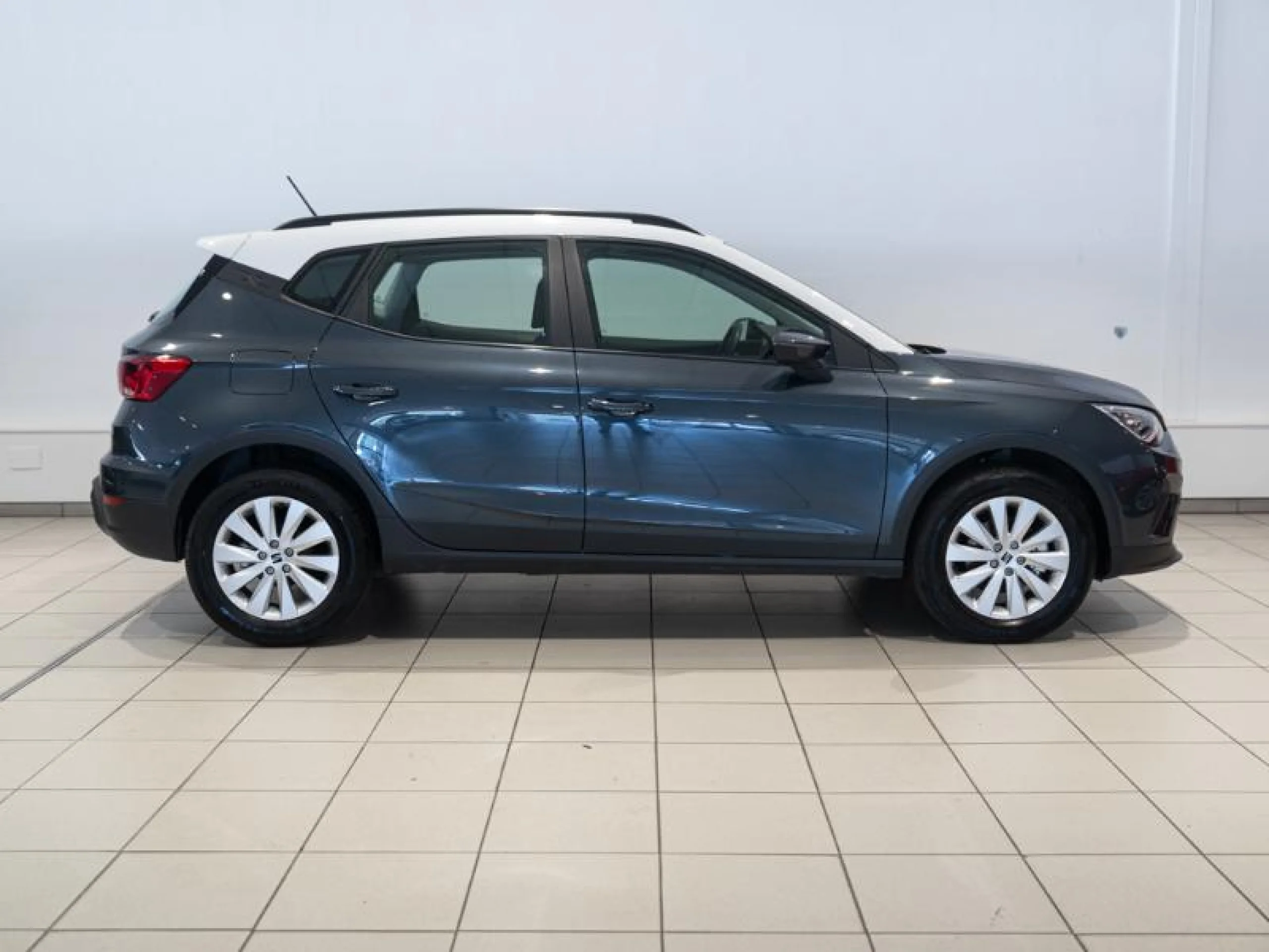 SEAT ARONA 1.0 TSI 81KW (110CV) STYLE - Foto 3