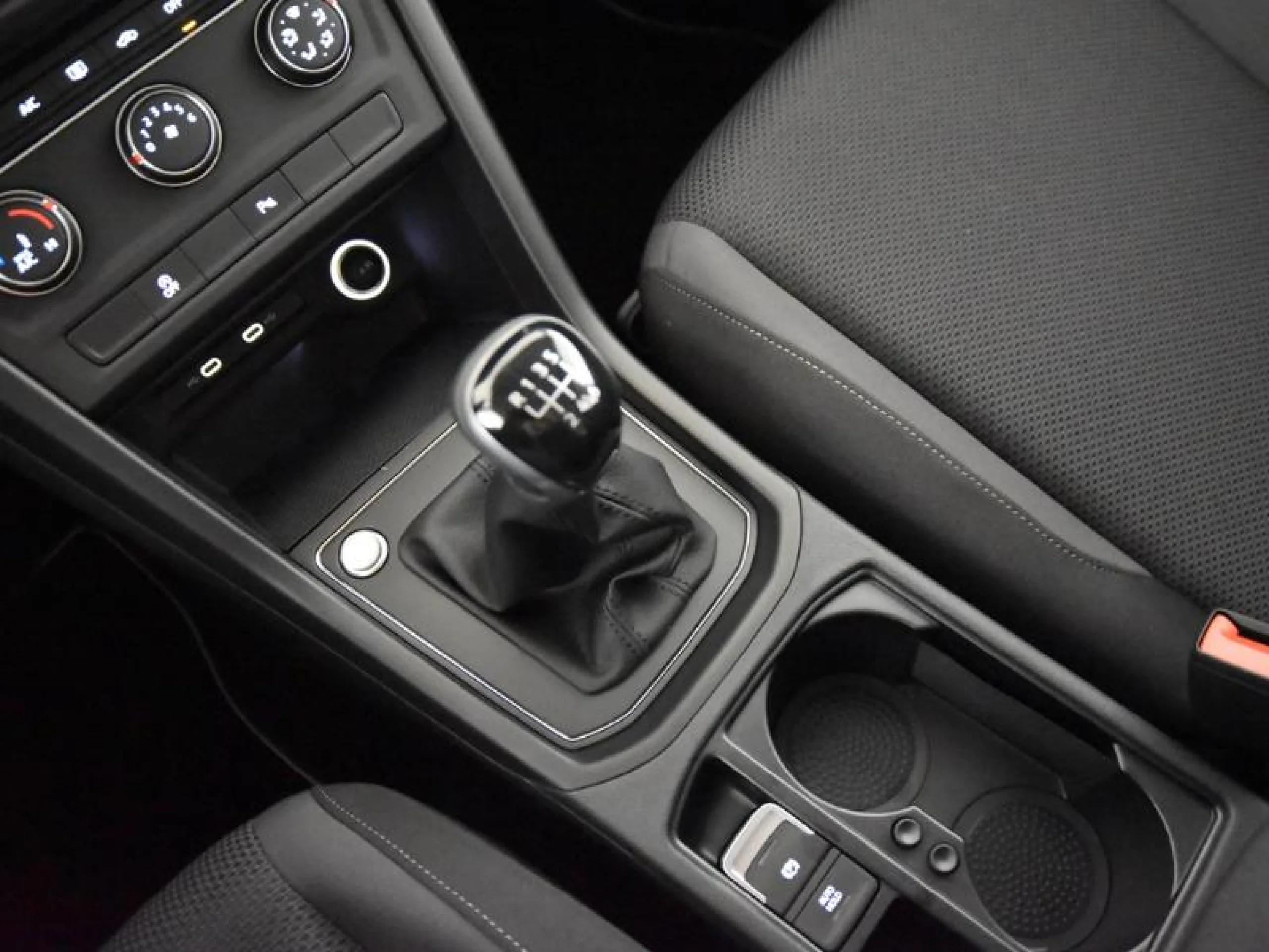 VOLKSWAGEN TOURAN TOURAN TOURAN 2.0 TDI 90 KW (122 CV)  6 VEL. - Foto 10