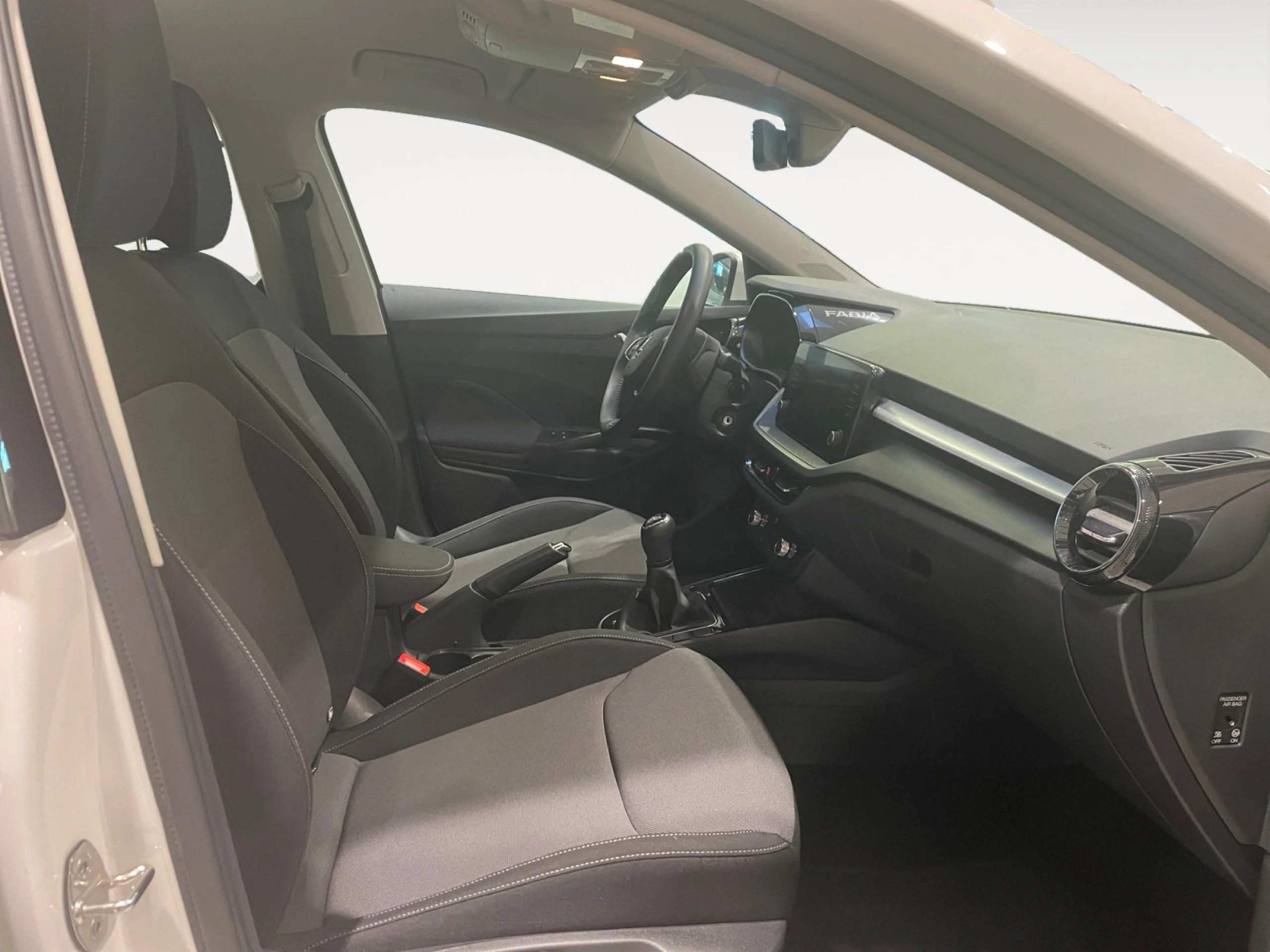 SKODA FABIA 1.0 TSI 70KW (95CV) AMBITION - Foto 5