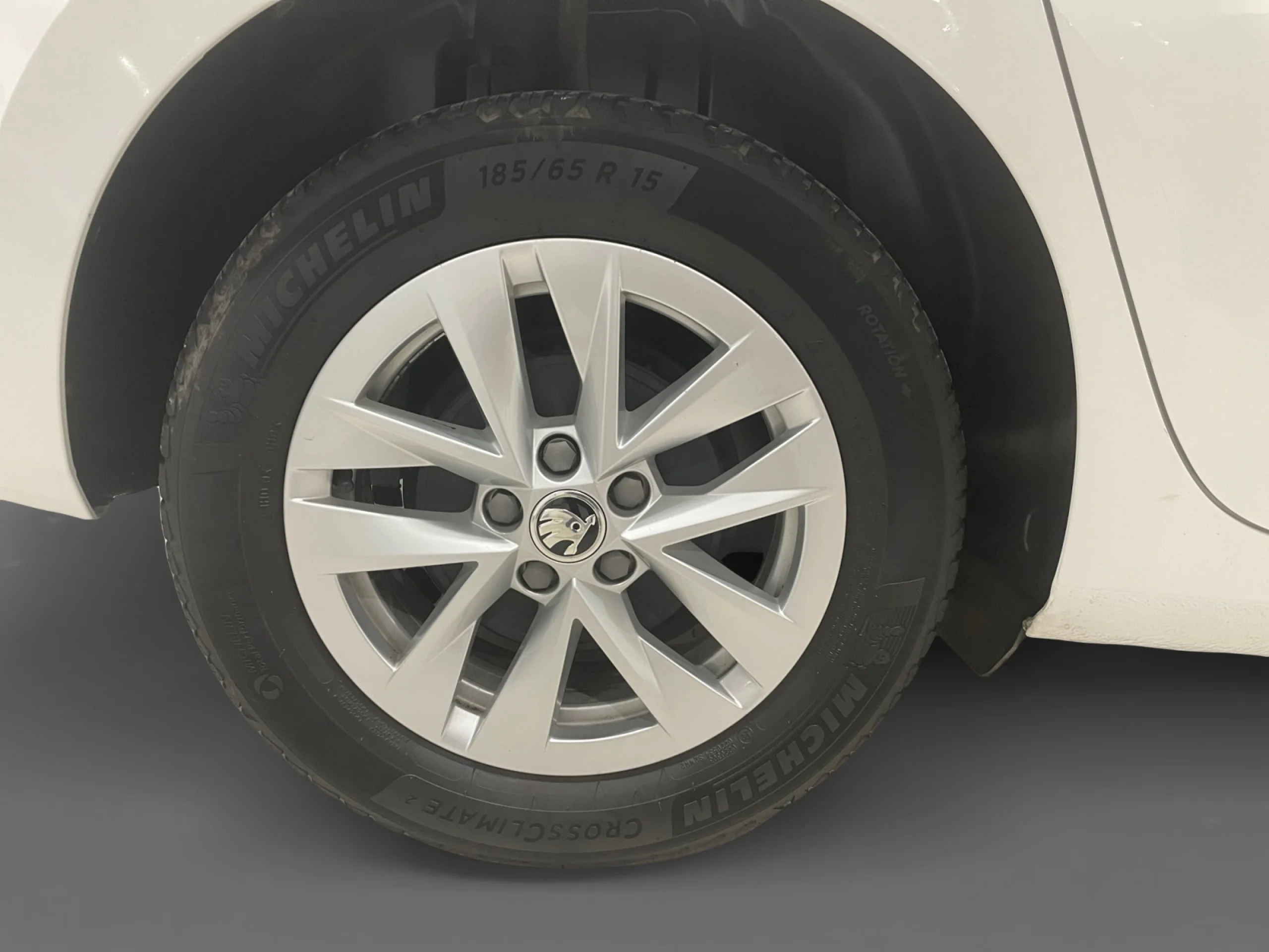 SKODA FABIA 1.0 TSI 70KW (95CV) AMBITION - Foto 8