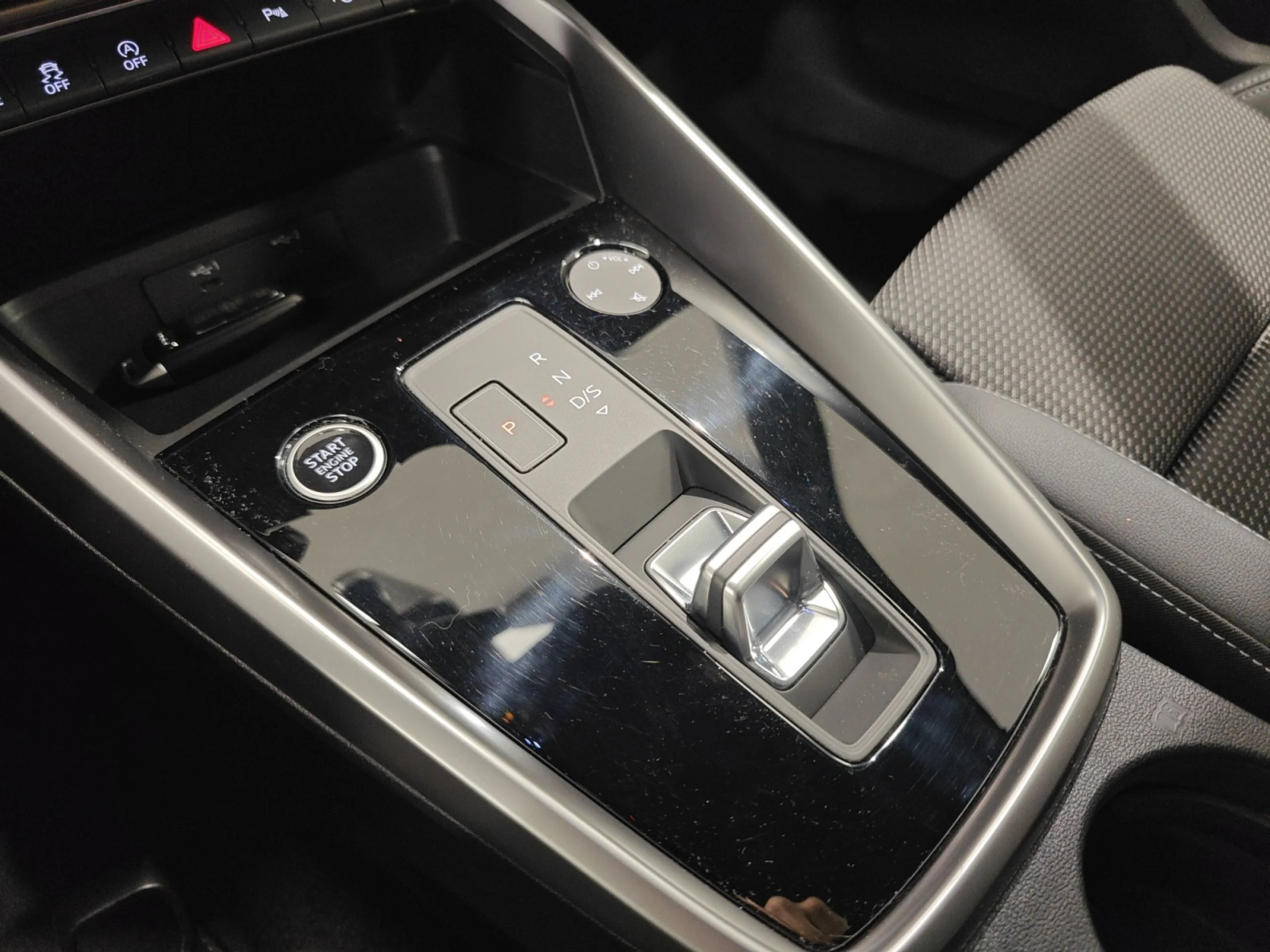 AUDI A3 SPORTBACK GENUINE 35 TDI 110KW S TRONIC - Foto 17