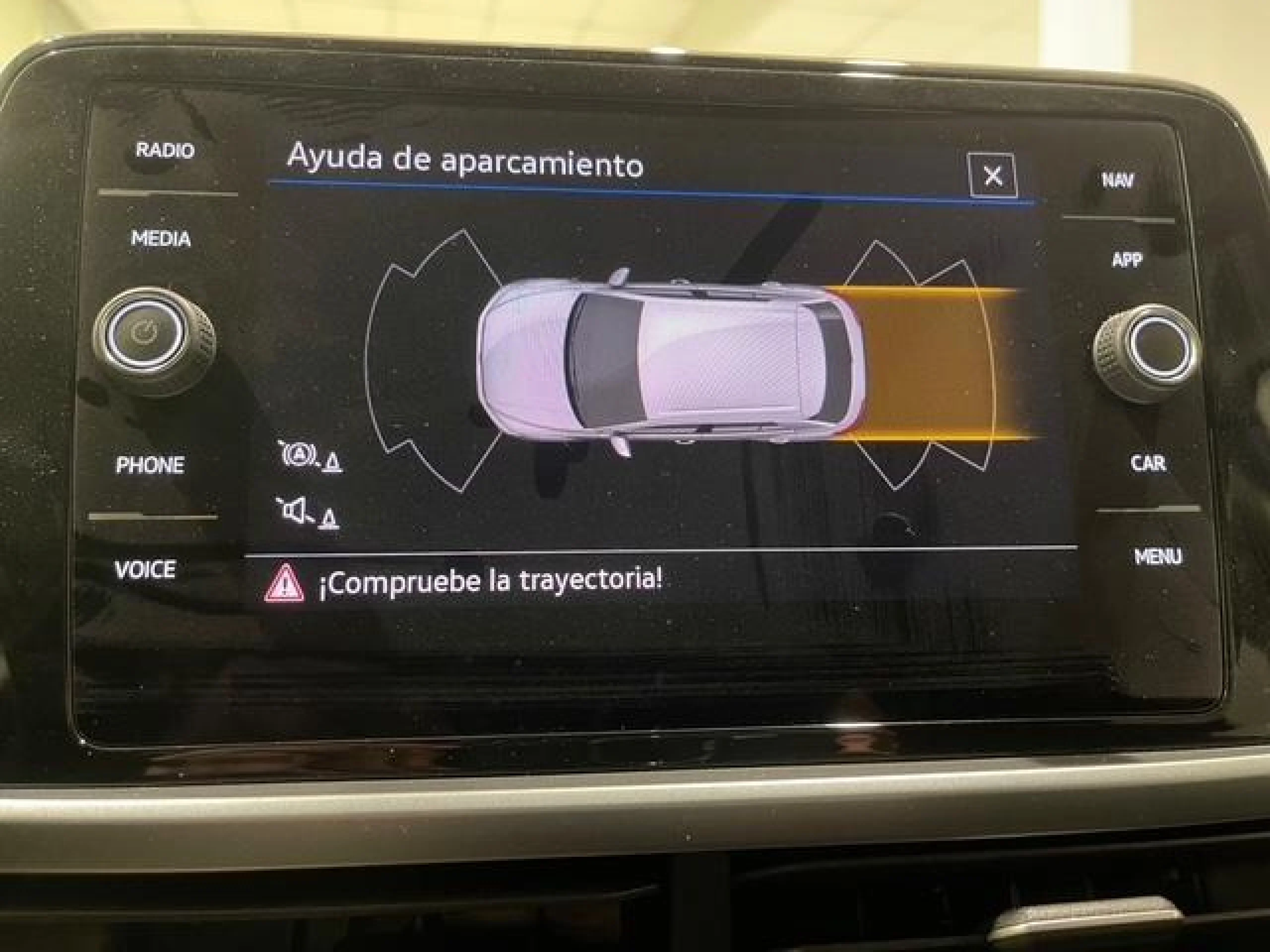 VOLKSWAGEN T ROC DARK 1.0 TSI 81KW (110CV) - Foto 13