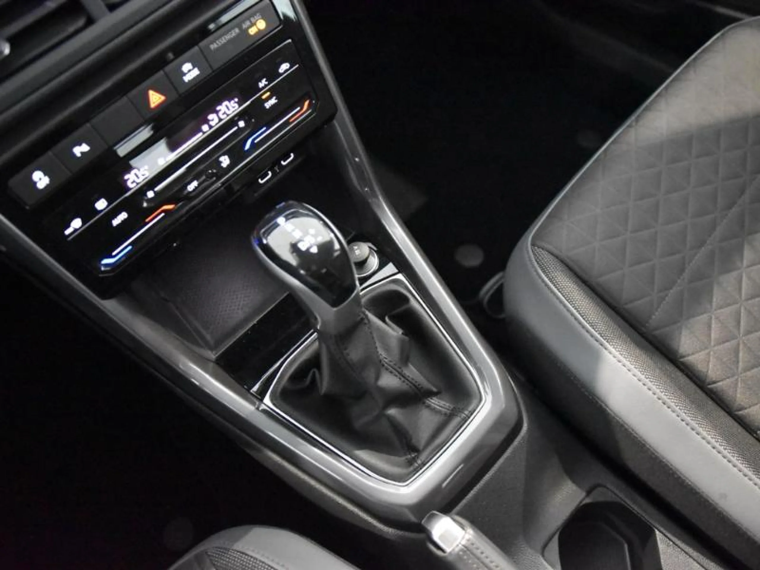 VOLKSWAGEN T CROSS SPORT 1.5 TSI 110KW (150CV) DSG - Foto 10